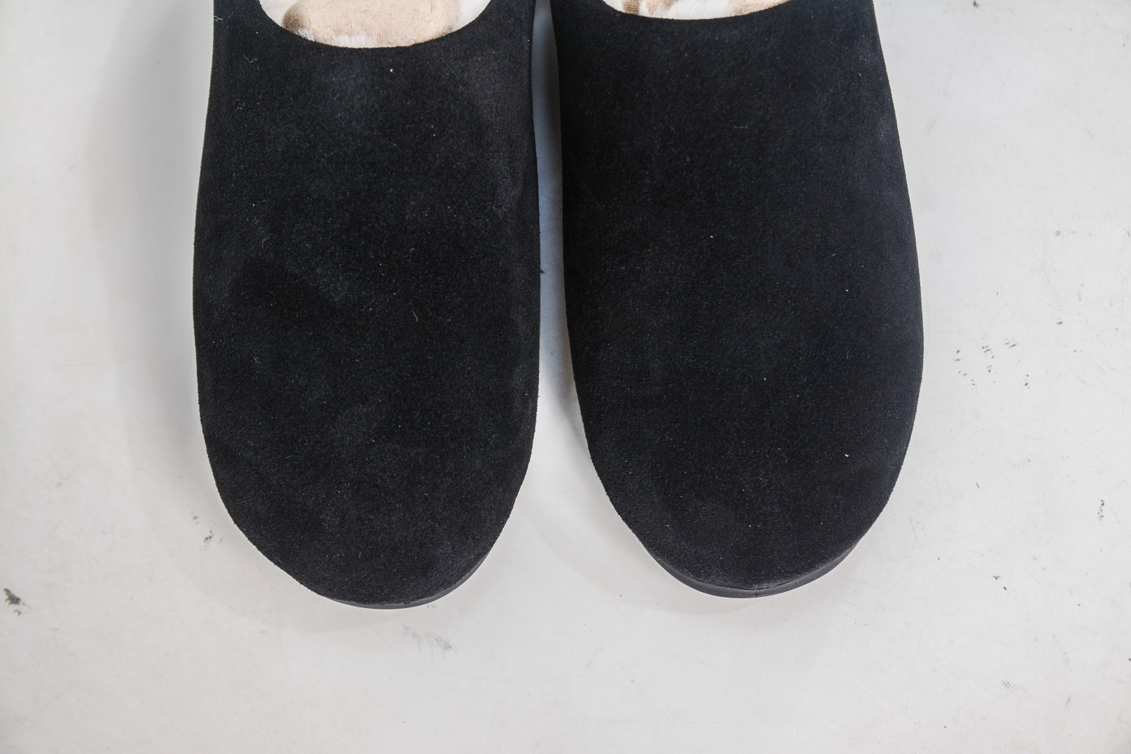 260 UGG Elea Slip-On 轻薄一脚蹬 居家 办公室 空调房室内 易搭配超时髦大长腿福利款 1171390