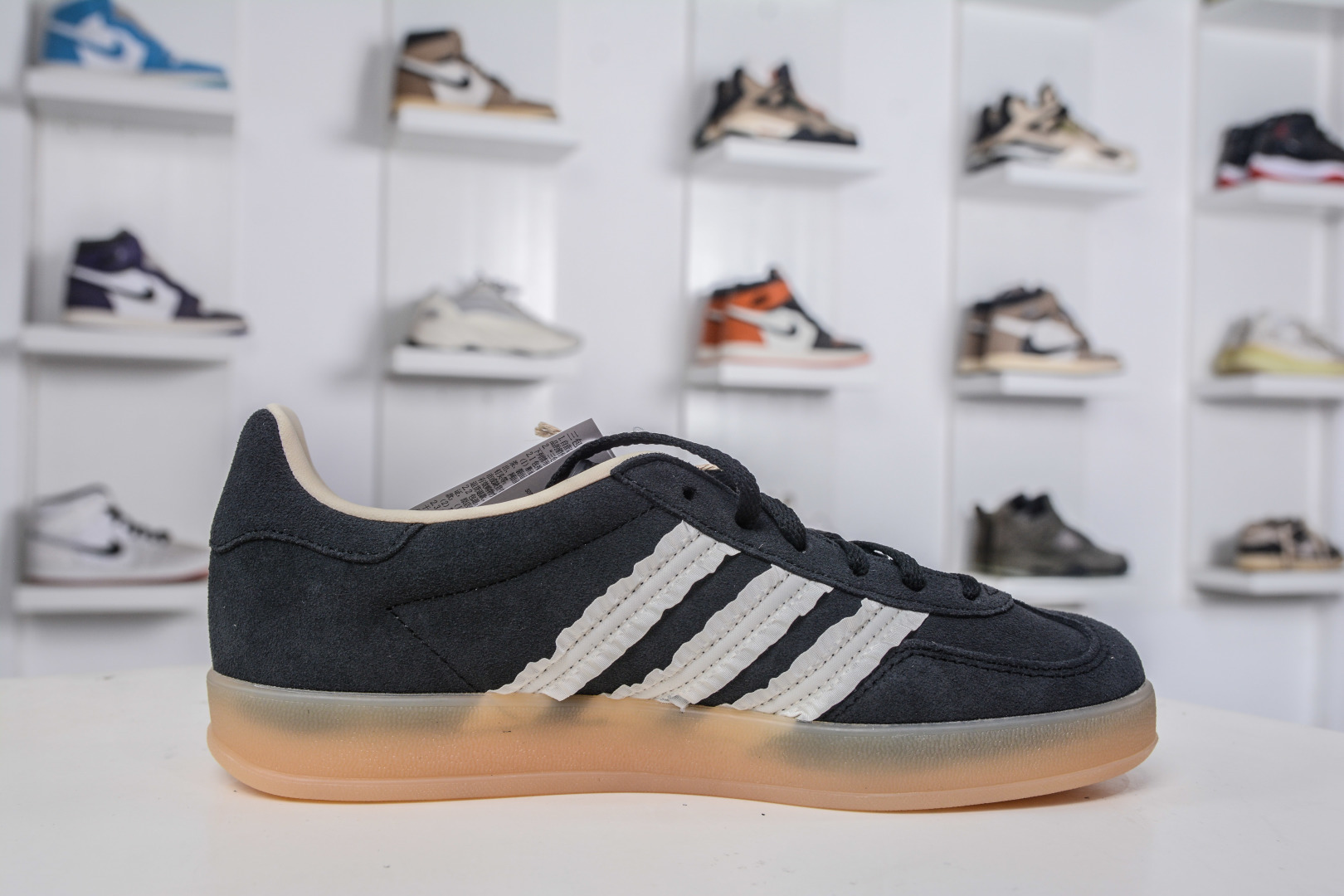 X版 adidas Originals Gazelle INdoor 三叶草休闲防滑耐磨低帮板鞋 JS1413