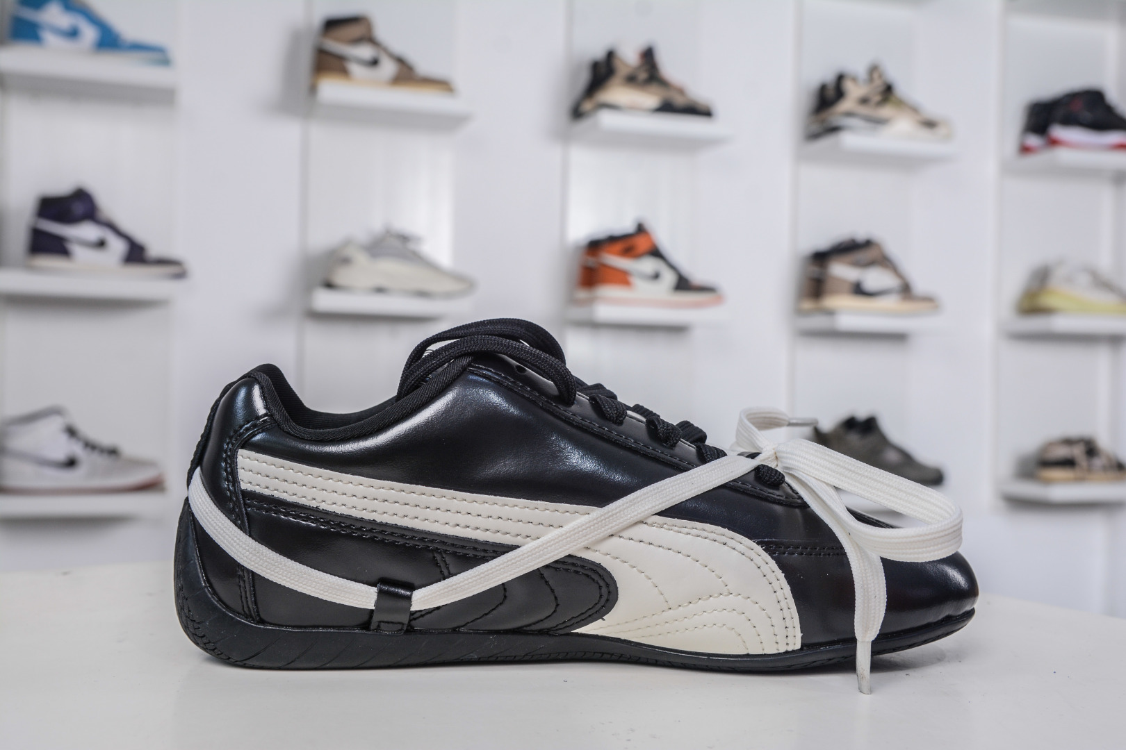 CS版 Rose x PUMA彪马 Speedcat 系列 联名款 赛车 德训双鞋带 绑带休闲运动低帮板鞋 404391-01