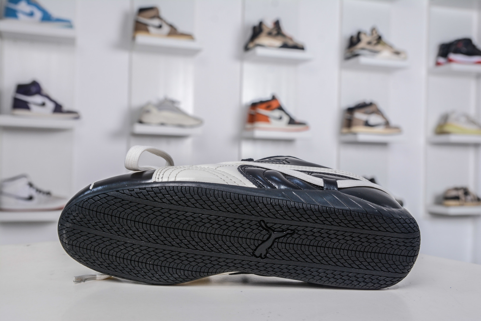 CS版 Rose x PUMA彪马 Speedcat 系列 联名款 赛车 德训双鞋带 绑带休闲运动低帮板鞋 404391-01