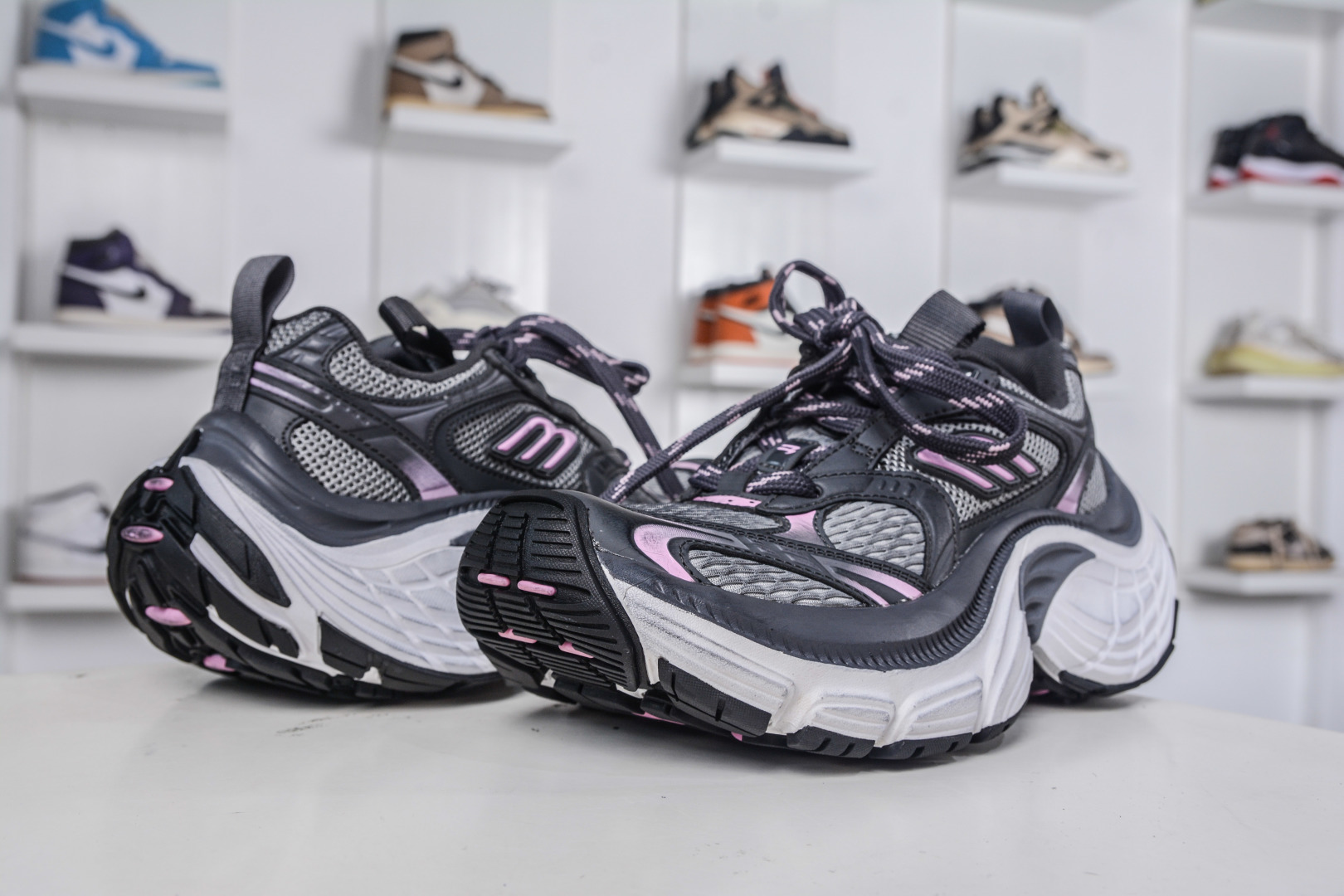 400 XA版本 Balenciaga CAR Sneaker 巴黎世家6XL圆头系带 舒适百搭低帮生活休闲鞋老爹鞋 815853 W2MV2 1591