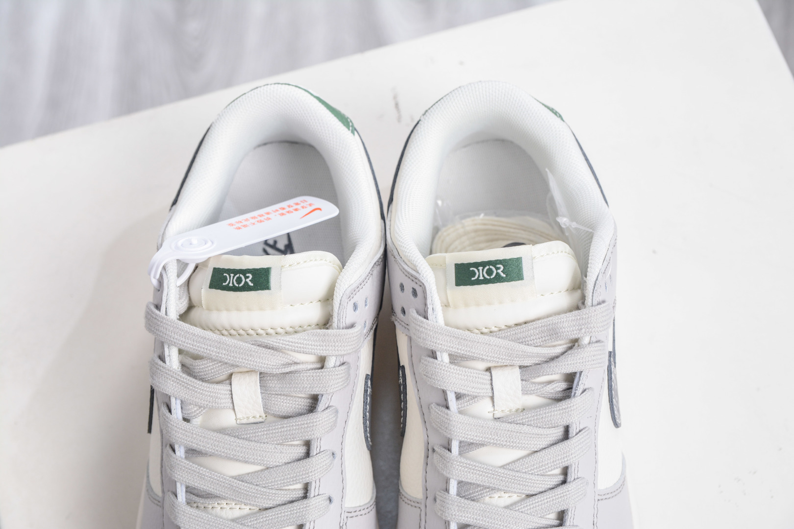 270 Nike SB Dunk Low x DIOR 迪奥联名-白灰小勾 ZH2598-276