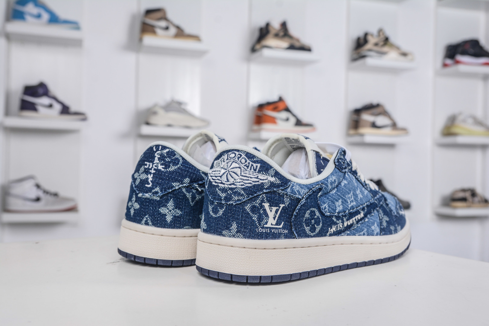 270 TS x Air Jordan x Stussy AJ1 Low 倒钩低帮联名斯图西-米白灰 CS5288-500-Chinese UA Cheap High Quatity Brand Clothes Bags handbags Sneakers wholesale wholesaler seller from China Factory suppliers Fashion Clothing Shoes best Quality Beautiful Price 270 TS x Air Jordan x Stussy AJ1 Low 倒钩低帮联名斯图西-米白灰 CS5288-500