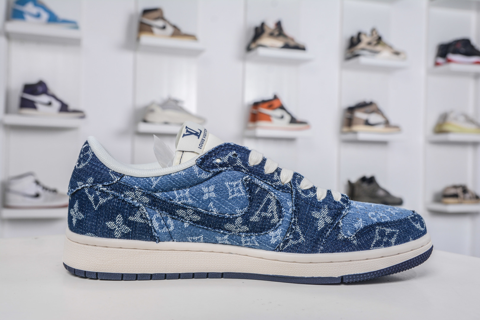 270 TS x Air Jordan x Stussy AJ1 Low 倒钩低帮联名斯图西-米白灰 CS5288-500-Chinese UA Cheap High Quatity Brand Clothes Bags handbags Sneakers wholesale wholesaler seller from China Factory suppliers Fashion Clothing Shoes best Quality Beautiful Price 270 TS x Air Jordan x Stussy AJ1 Low 倒钩低帮联名斯图西-米白灰 CS5288-500