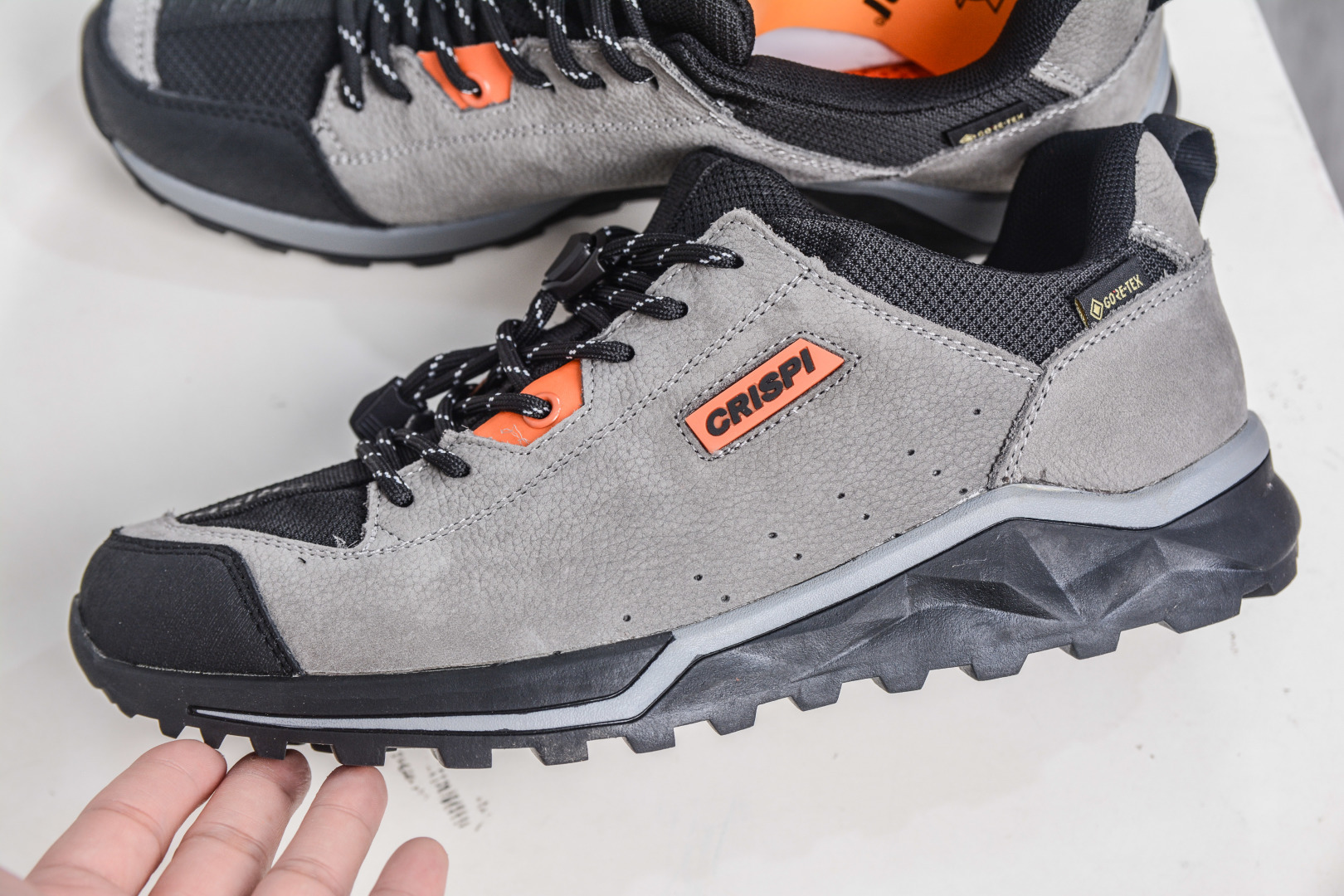 220 ECRISPI Monaco摩纳哥登山鞋 意大利户外防水徒步登山鞋春夏男女摩纳哥登山靴GTX 该款徒步鞋-Chinese UA Cheap High Quatity Brand Clothes Bags handbags Sneakers wholesale wholesaler seller from China Factory suppliers Fashion Clothing Shoes best Quality Beautiful Price 220 ECRISPI Monaco摩纳哥登山鞋 意大利户外防水徒步登山鞋春夏男女摩纳哥登山靴GTX 该款徒步鞋