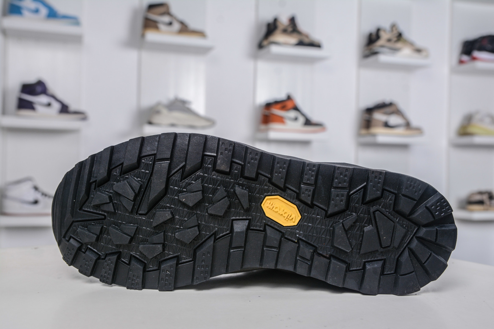 220 ECRISPI Monaco摩纳哥登山鞋 意大利户外防水徒步登山鞋春夏男女摩纳哥登山靴GTX 该款徒步鞋-Chinese UA Cheap High Quatity Brand Clothes Bags handbags Sneakers wholesale wholesaler seller from China Factory suppliers Fashion Clothing Shoes best Quality Beautiful Price 220 ECRISPI Monaco摩纳哥登山鞋 意大利户外防水徒步登山鞋春夏男女摩纳哥登山靴GTX 该款徒步鞋