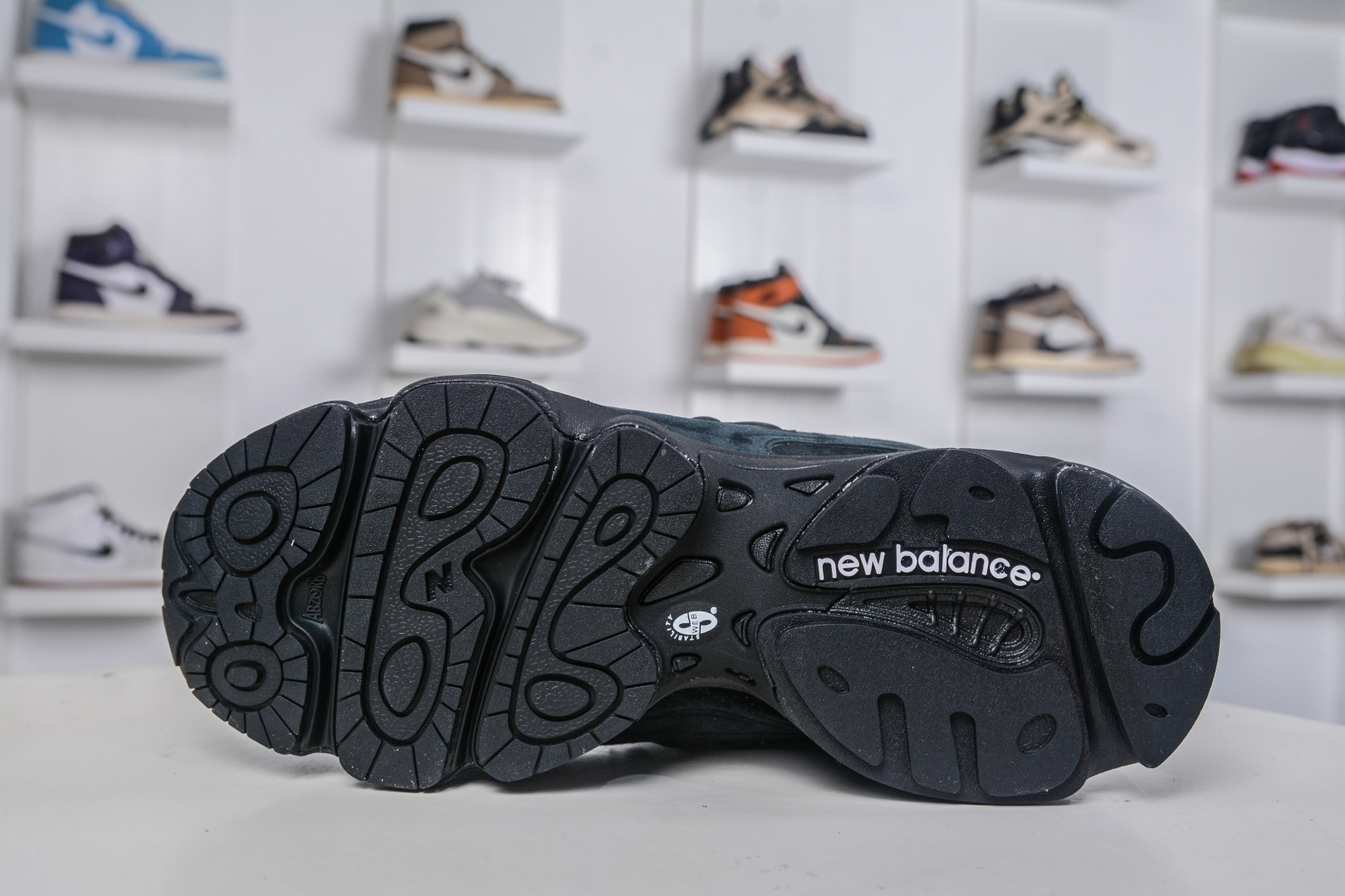 240 T版纯原 New Balance M1000 NB新百伦系列低帮复古老爹风休闲运动慢跑鞋 M1000LA