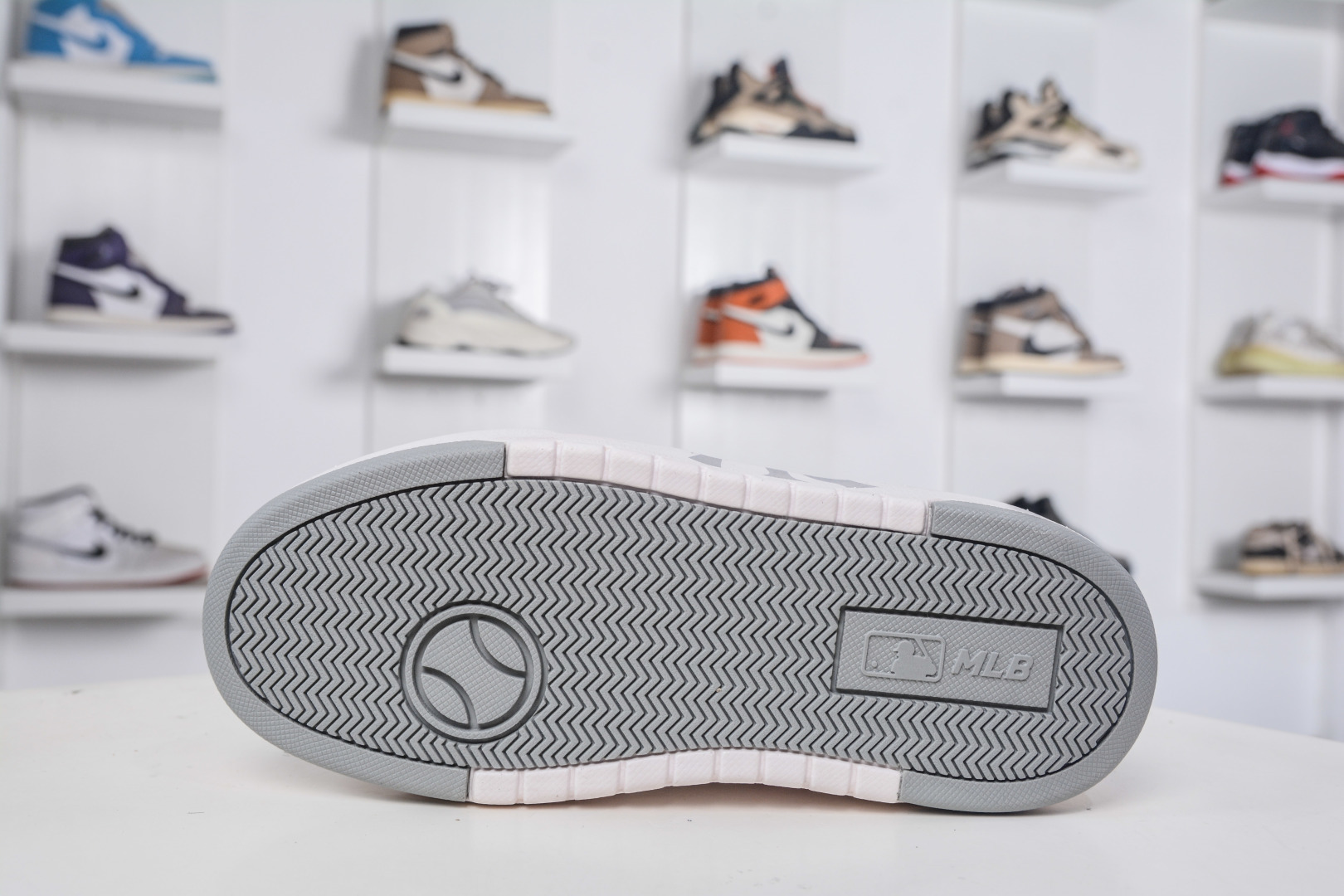 MLB Chunky Liner Sneakers - Pink Kitty Edition, Graffiti Custom Color, Daddy Style 5 cmp i1758815440132 3942 0 4