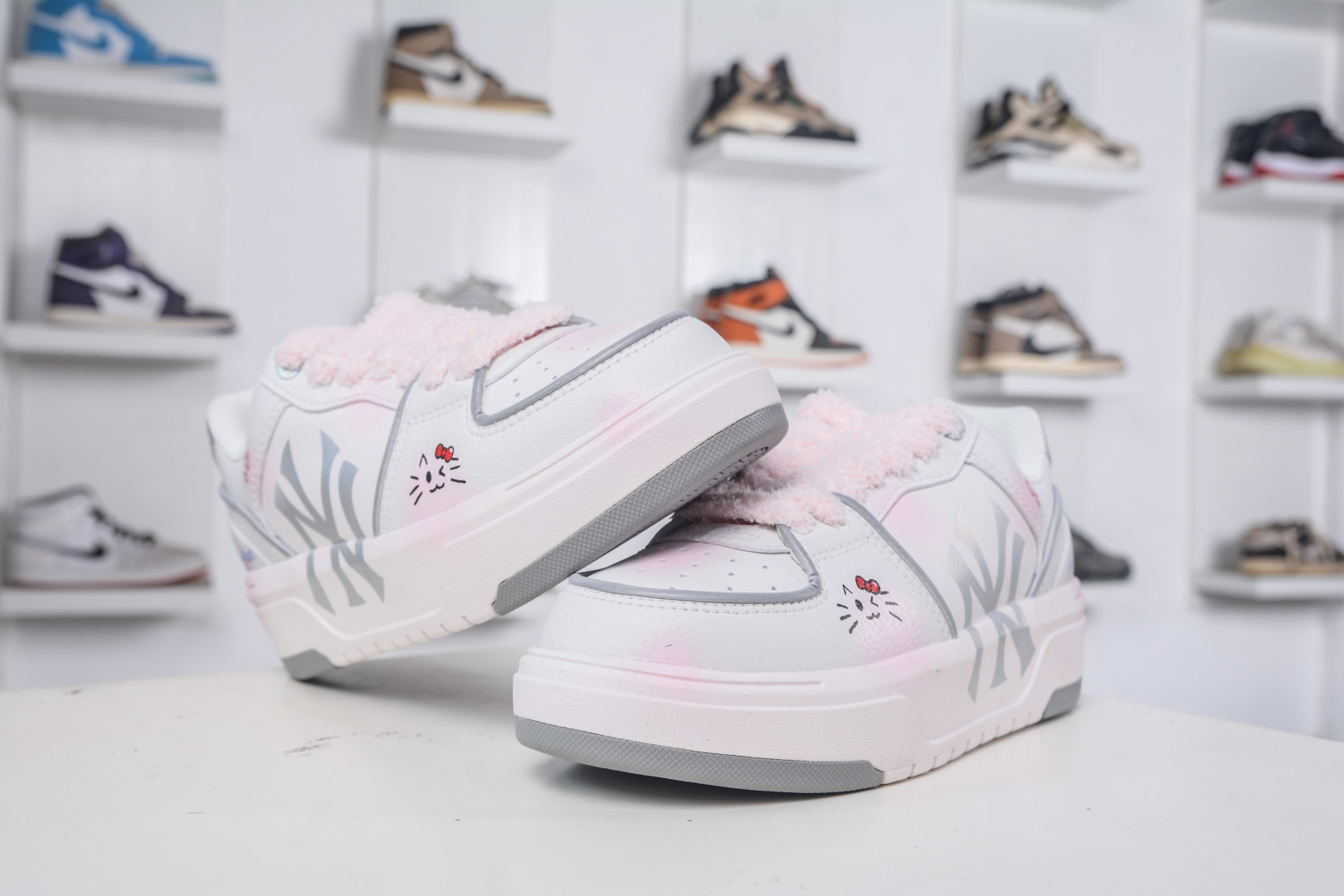MLB Chunky Liner Sneakers - Pink Kitty Edition, Graffiti Custom Color, Daddy Style 4 cmp i1758815441045 8402 0 3