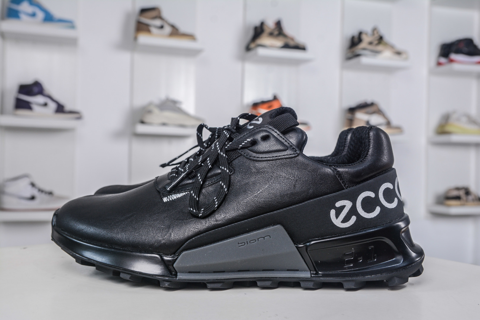 ECCO Men's Biom 2.1 Leather Sneakers - Lightweight, Flexible, and Durable 1 cmp i1758815533644 4705 0 0