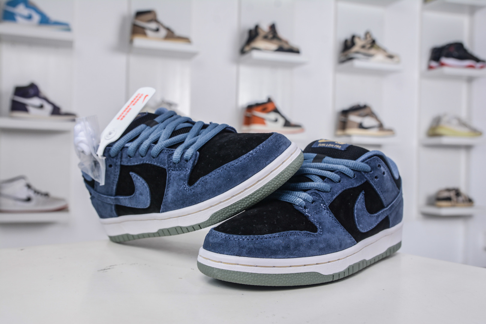 Nike Dunk SB 'Rabbit Doll 2.0' Grey Black Sneakers HF3063-002 5 cmp i1758815764876 6931 0 3