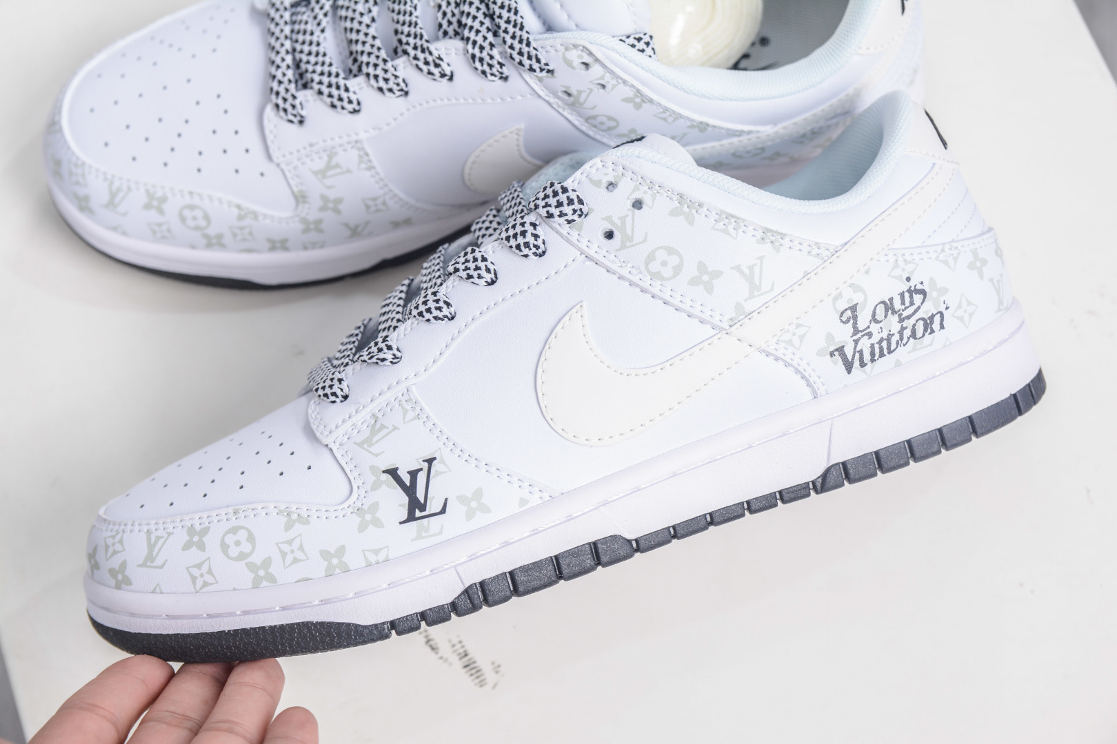 Nike SB Dunk Low x Louis Vuitton White/Gray, Premium Leather, All Sizes! 8 cmp i1758815881170 8844 0 6