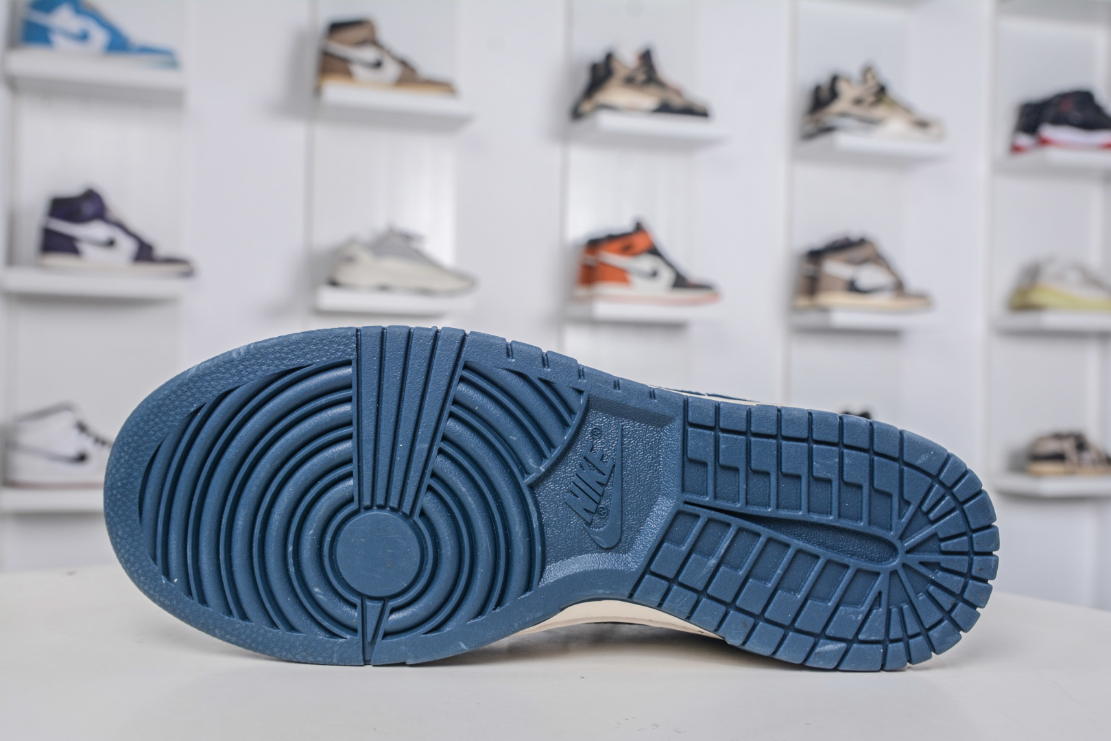 Nike SB Dunk Low x Louis Vuitton Collab - Cream & Navy Designer Sneakers 6 cmp i1758815931480 5829 0 4