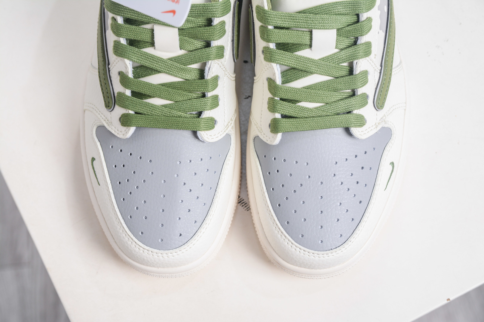 TS x Air Jordan 1 Low Gucci Custom Sneakers - Fashionable Comfort & Style 9 cmp i1758816007105 3429 0 8