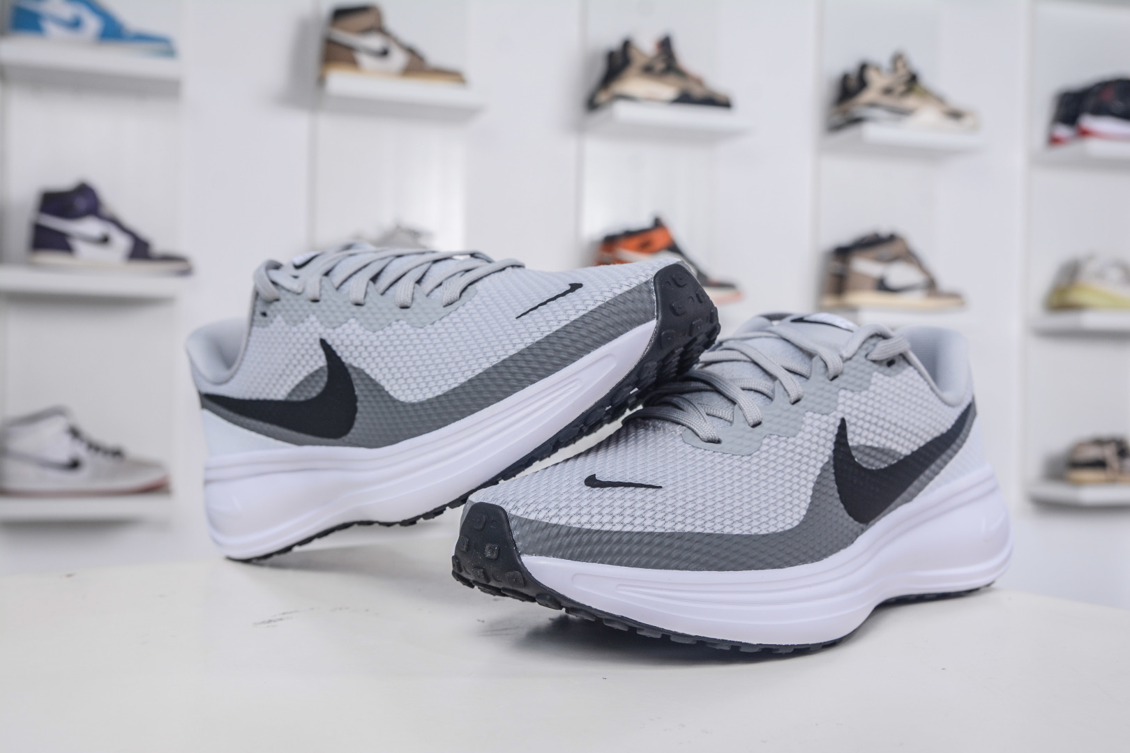 Nike Revolution 8 Running Shoes Lightweight Mesh Breathable HJ9198-004 5 cmp i1758816540176 4875 0 3