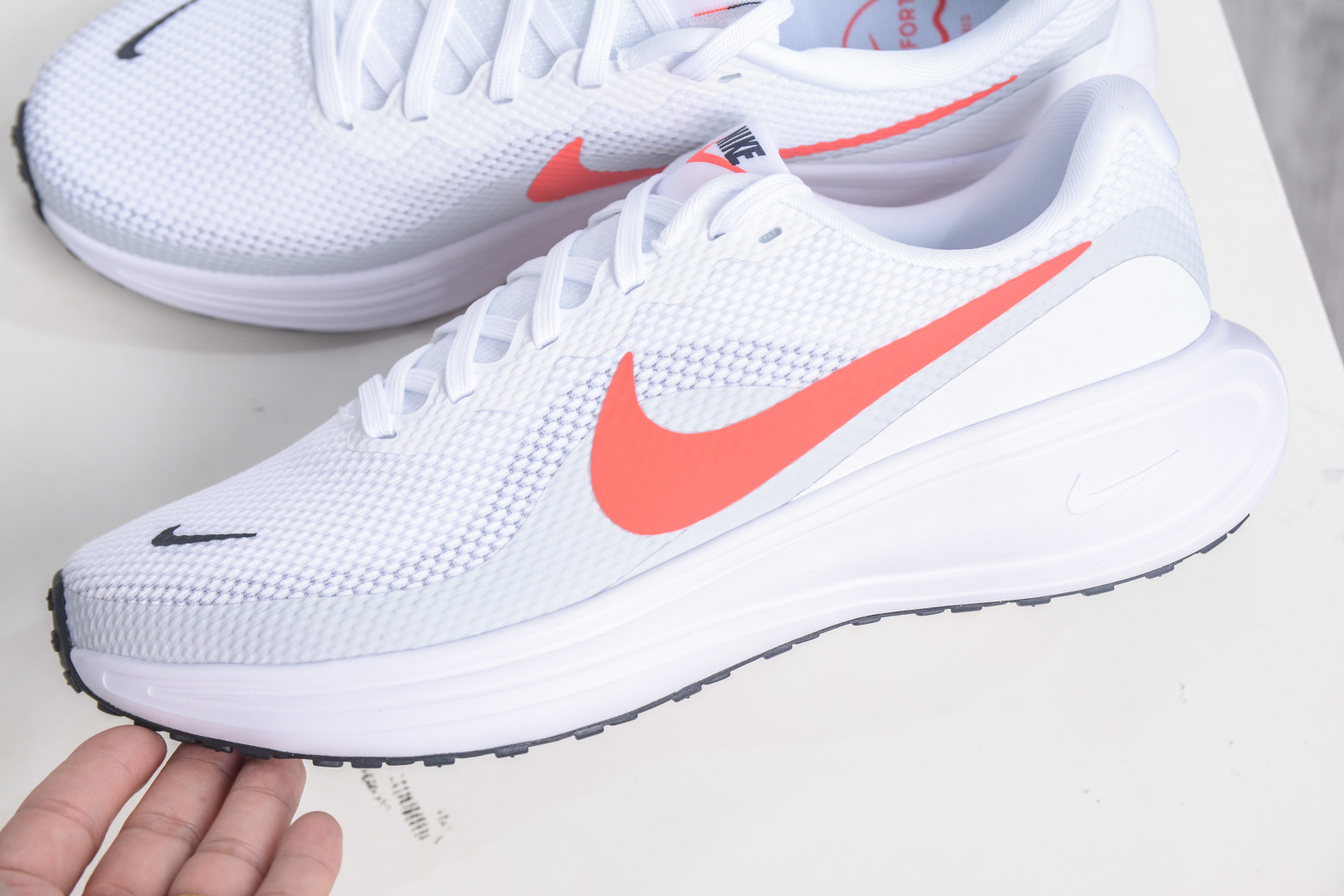 Nike Revolution 8 Running Shoes Lightweight Breathable Comfort HJ9198-102 8 cmp i1758816640402 73 0 6