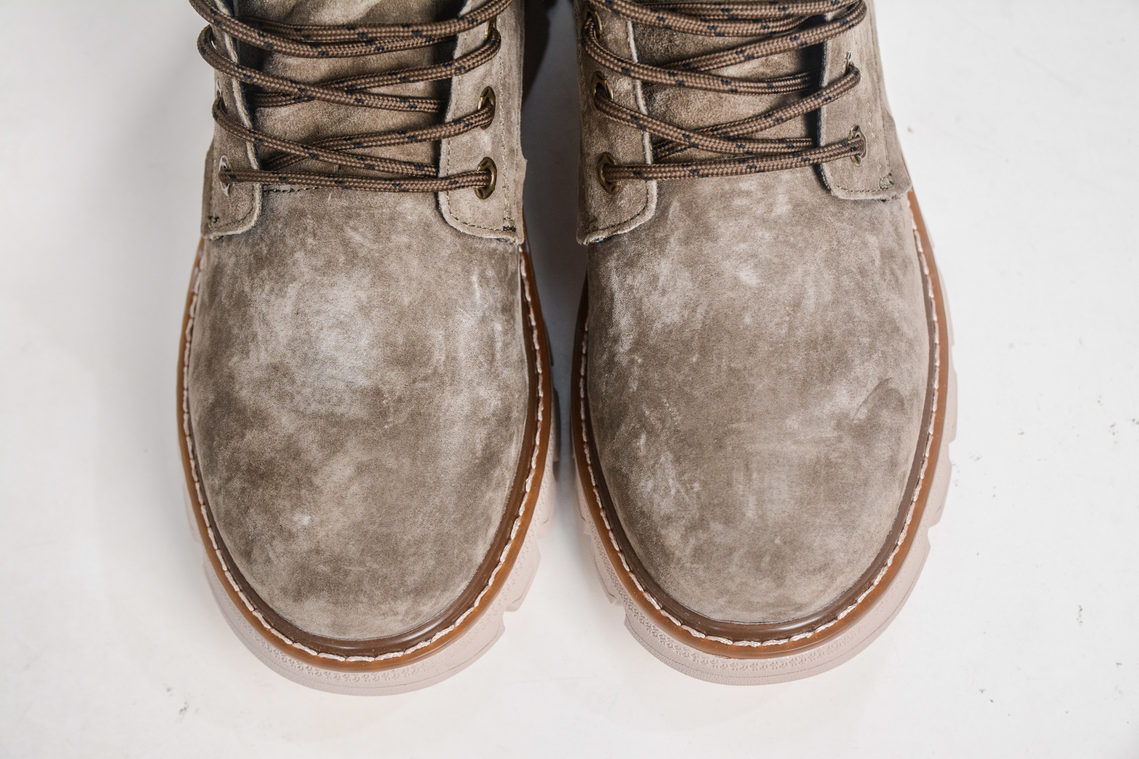 UGG Men's Tasman Weather Hybrid Boots - Stylish and Durable Winter Footwear 9 cmp i1758816835474 9129 0 8