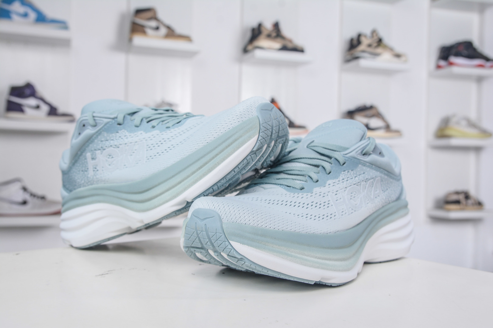 Hoka One One Bondi 8 Lightweight Low-Top Outdoor Running Shoes 4 cmp i1758817531212 6100 0 3