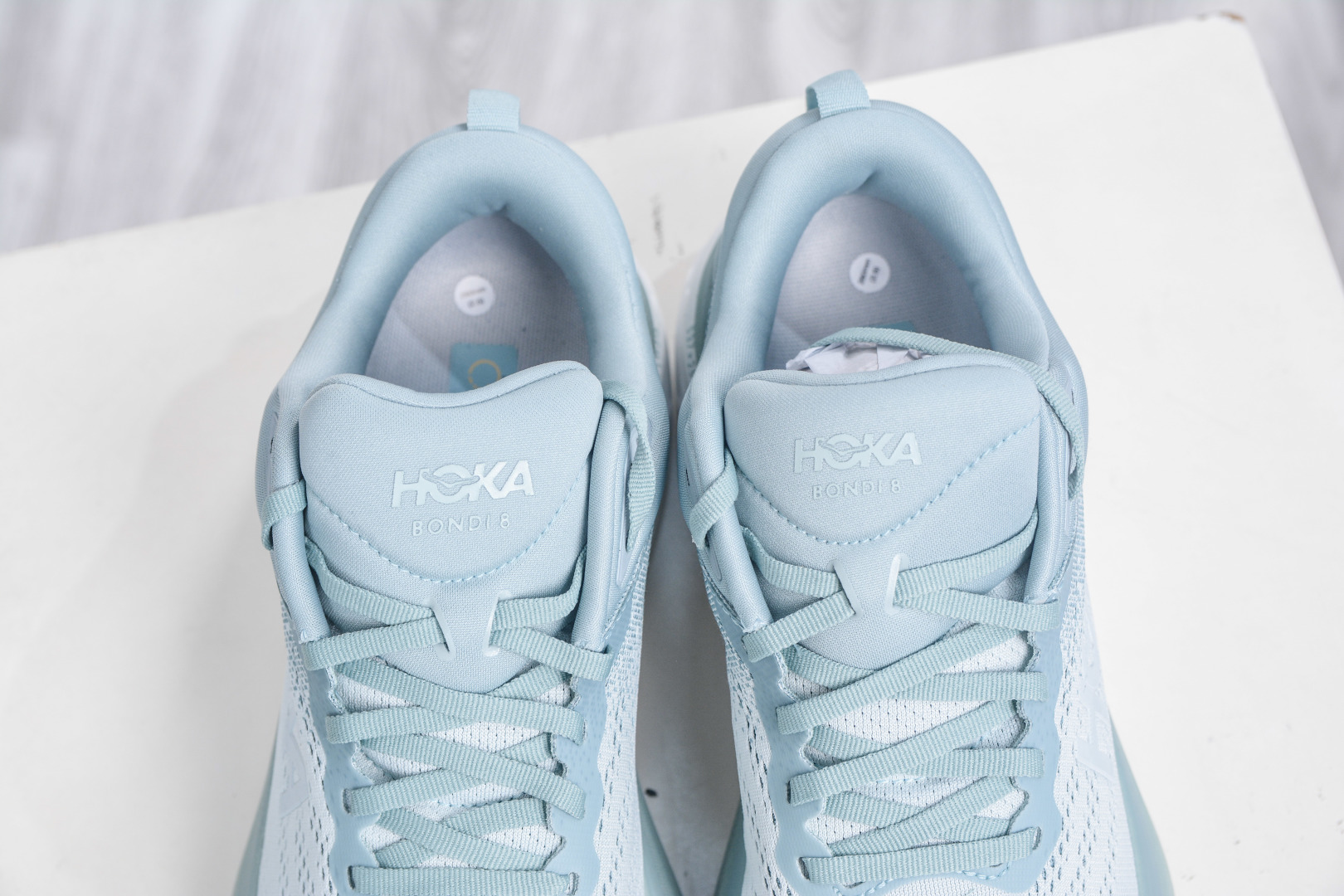 Hoka One One Bondi 8 Lightweight Low-Top Outdoor Running Shoes 8 cmp i1758817531221 615 0 7