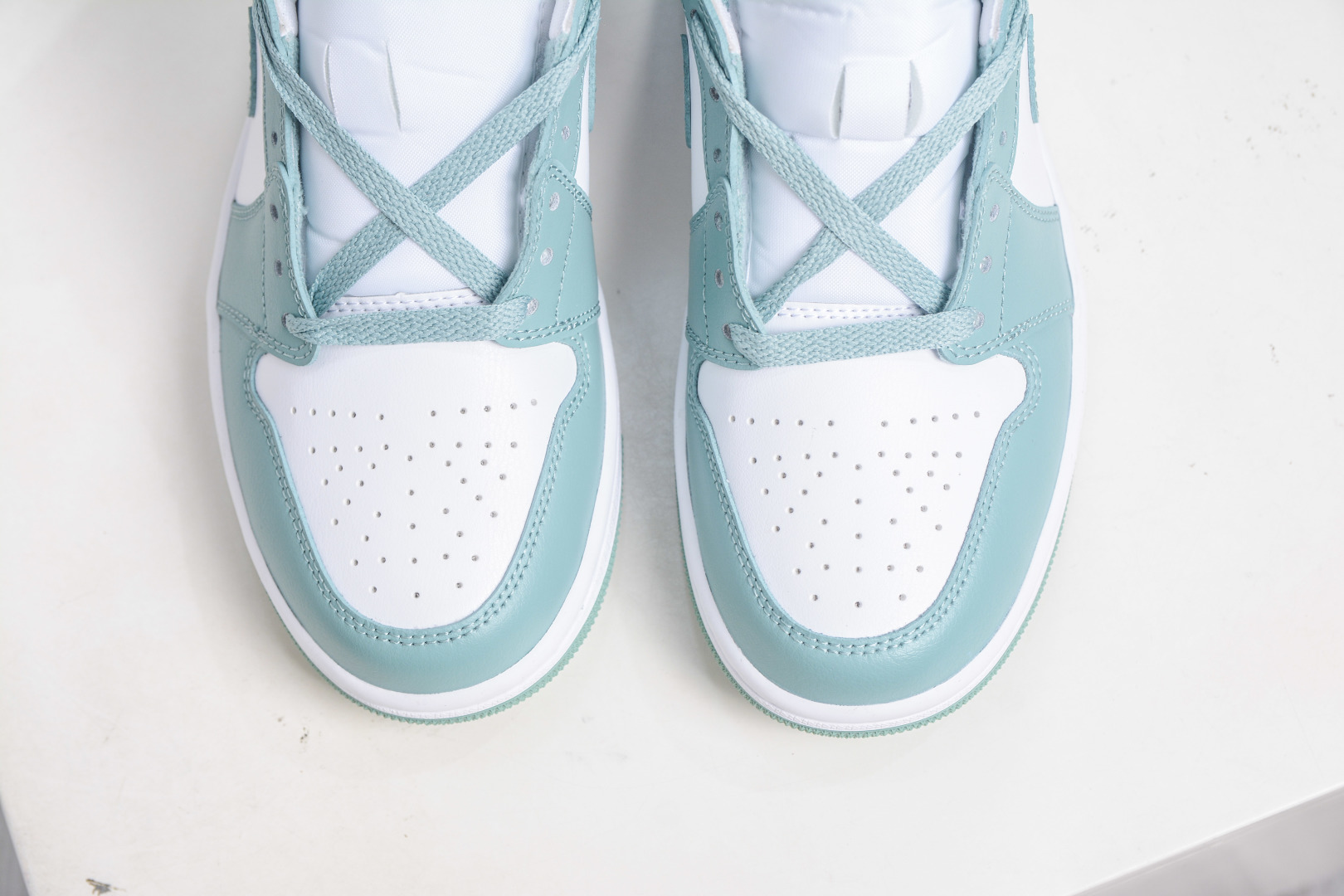 Air Jordan 1 Mid White Mint Green, Comfortable Sneakers for Everyday Wear 10 cmp i1758908290479 2204 0 8