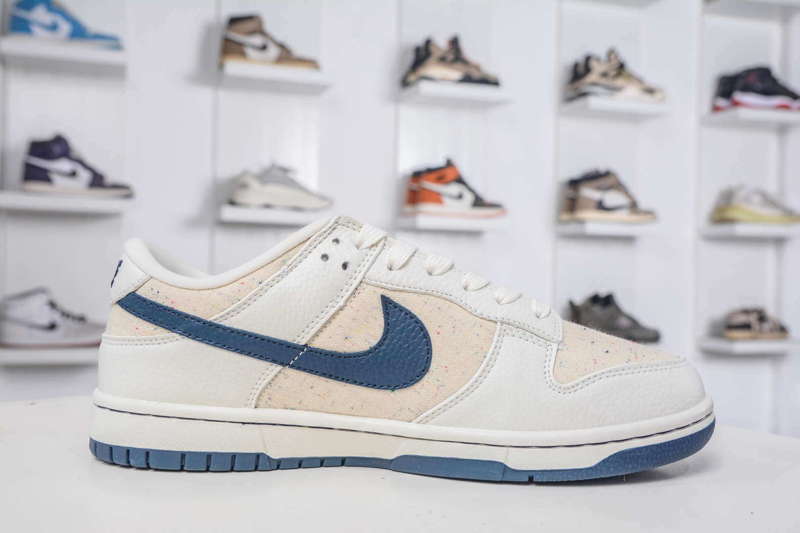 Nike SB Dunk Low x Louis Vuitton Cream Blue Sneakers 4 cmp i1758908616117 738 0 2