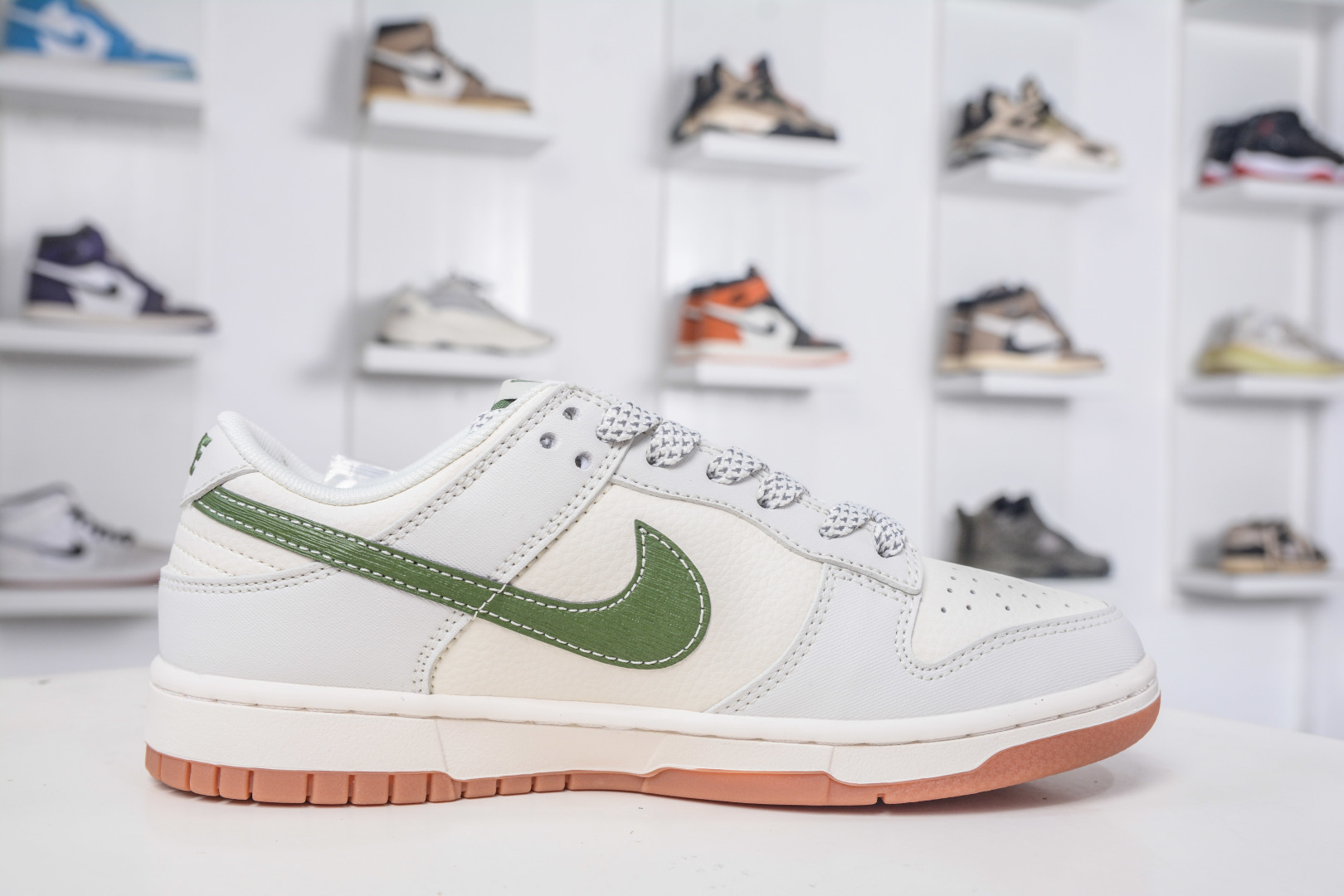 Nike SB Dunk Low x Louis Vuitton White Matcha Green - Premium Quality 4 cmp i1758908723959 5174 0 2