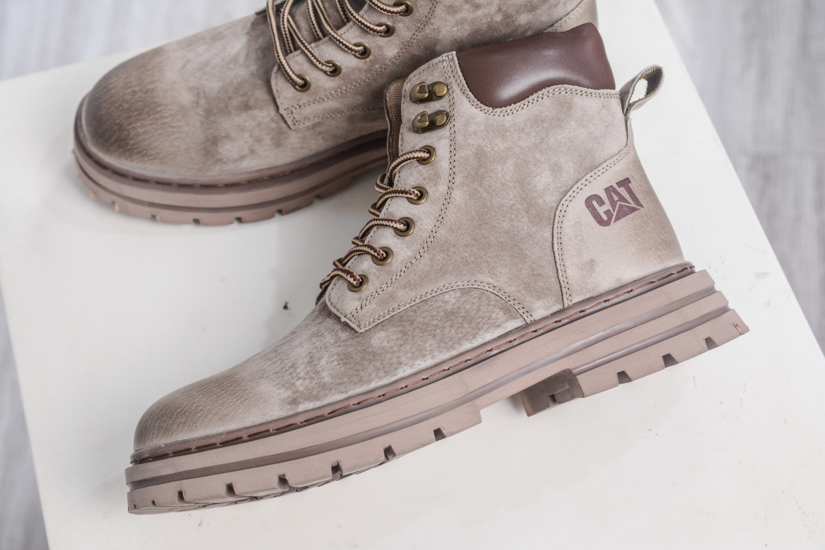 CAT Men's Classic Leather Work Boots, Durable & Stylish, Autumn/Winter Fashion 8 cmp i1758909077633 3151 0 6