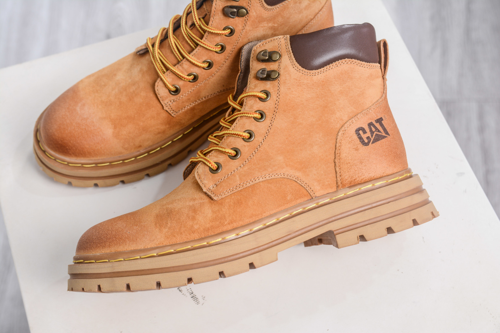 CAT Men's Casual Leather Ankle Boots, Classic Outdoor Style - Rugged & Durable 8 cmp i1758909122064 5602 0 6