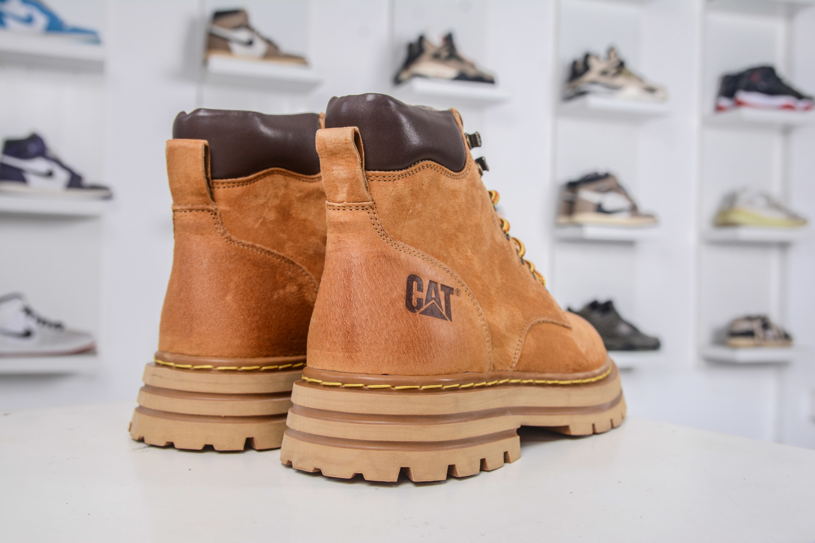 CAT Men's Casual Leather Ankle Boots, Classic Outdoor Style - Rugged & Durable 7 cmp i1758909123555 2354 0 5