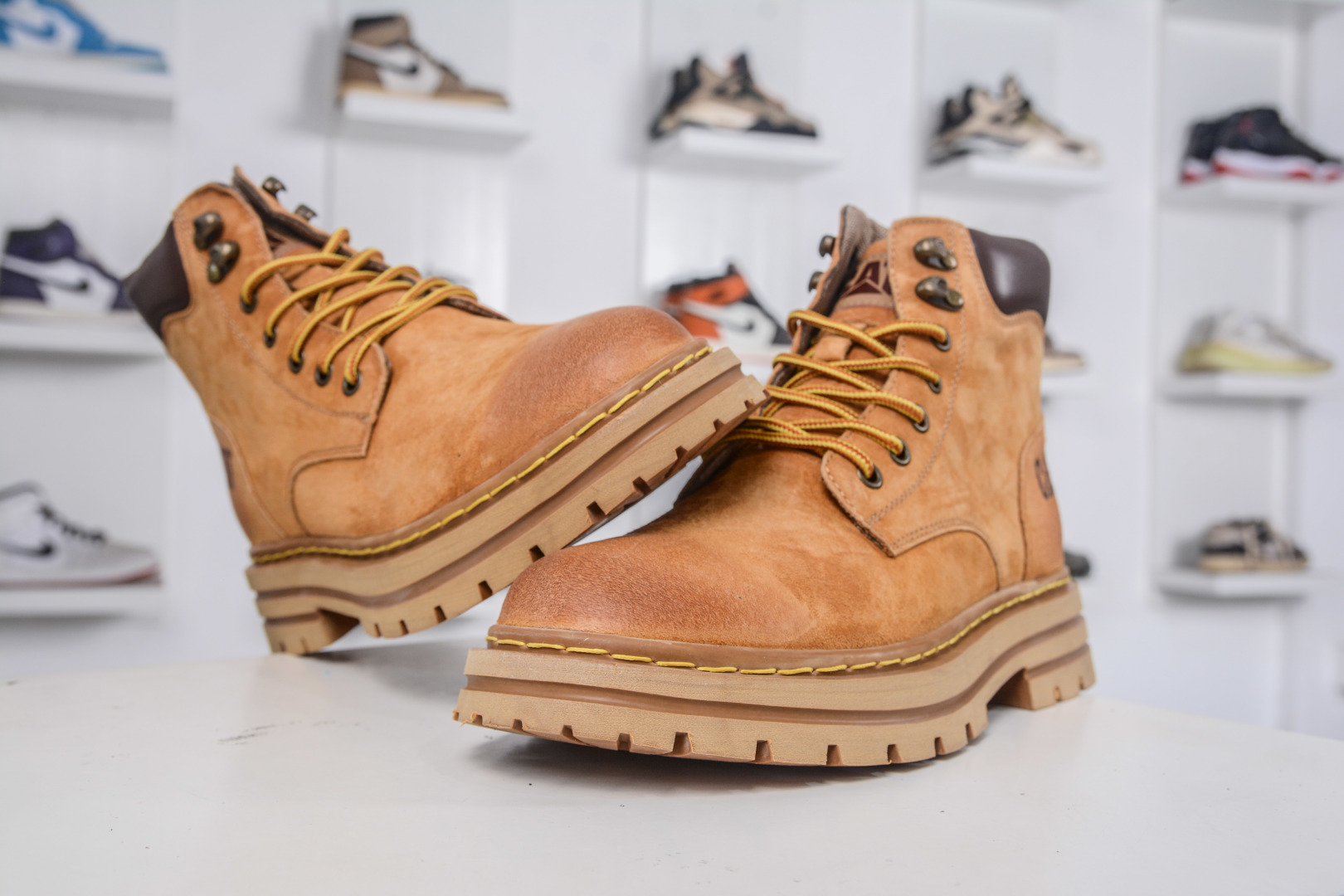 CAT Men's Casual Leather Ankle Boots, Classic Outdoor Style - Rugged & Durable 5 cmp i1758909123557 5079 0 3