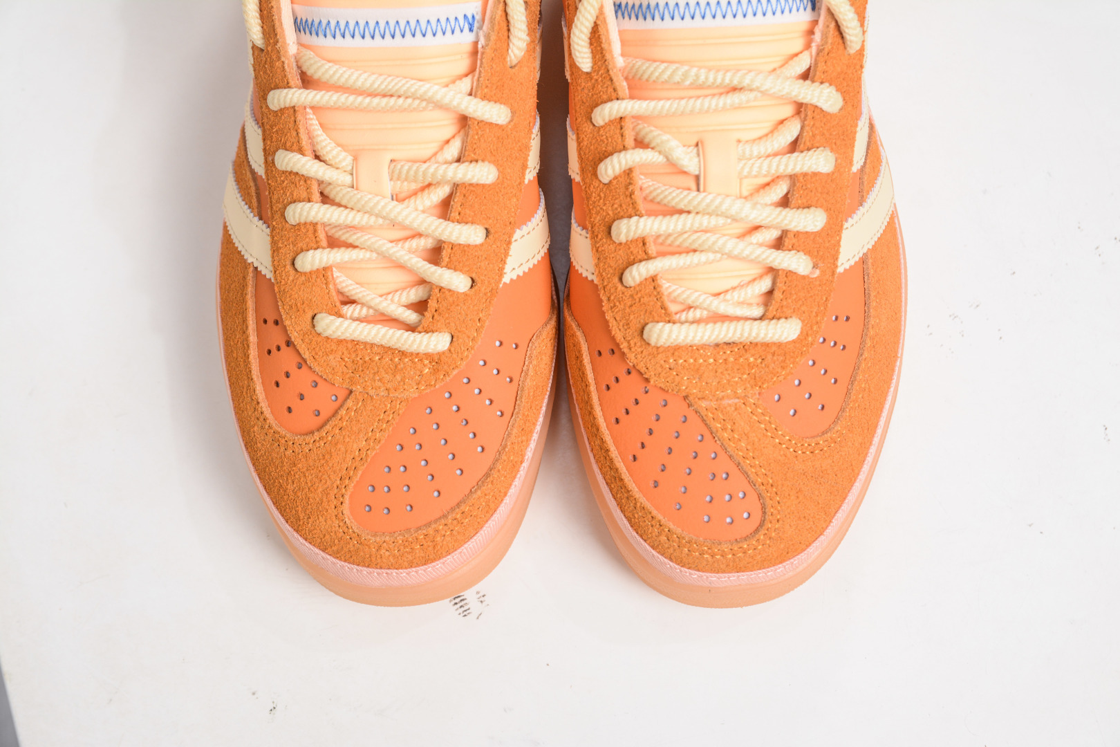 230 top纯原 Bad Bunny x adidas originals GAZELLE INDOOR 橙色 JS5050