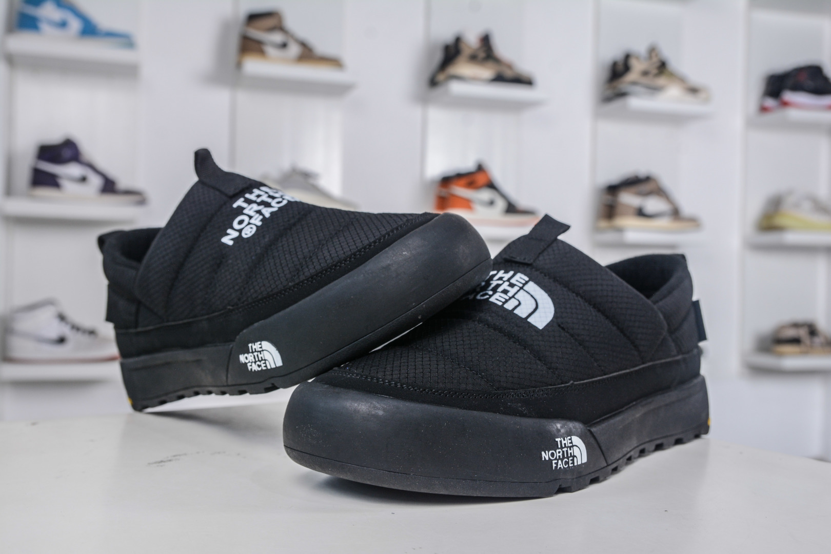 The North Face Clyffe Slip-On Shoes - Comfortable, Durable, and Stylish 4 cmp i1758994888642 5042 0 3