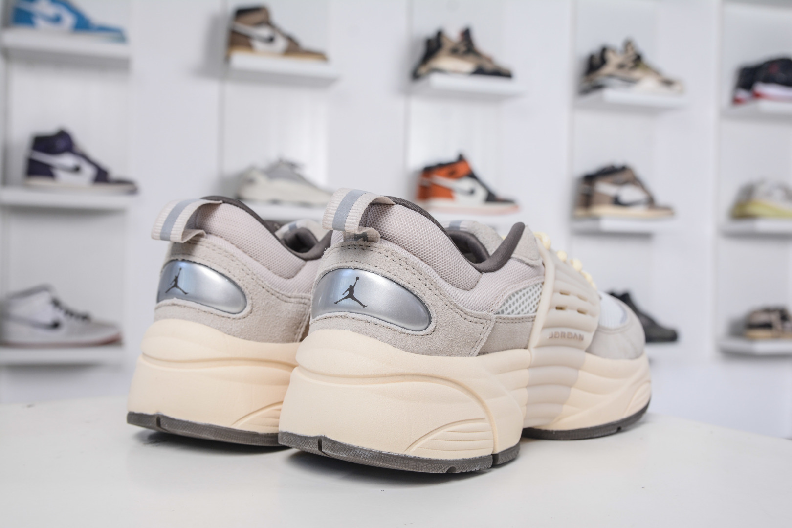 220 Jordan Trunner O/S 经典百搭 透气 生活休闲鞋 IB3722-101