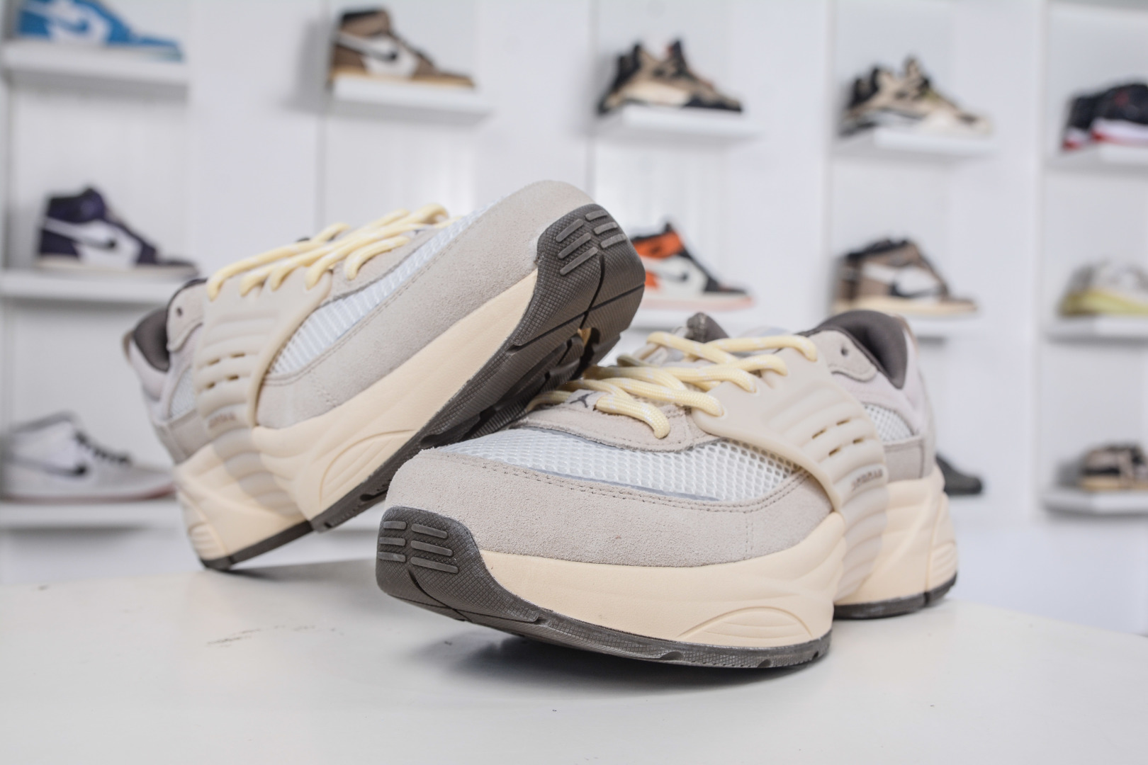 220 Jordan Trunner O/S 经典百搭 透气 生活休闲鞋 IB3722-101