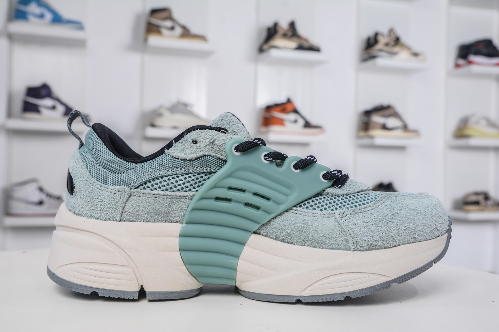 Jordan Trunner O/S Casual Lifestyle Shoes - Breathable & Versatile Comfort 4 cmp i1758995273938 1563 0 2