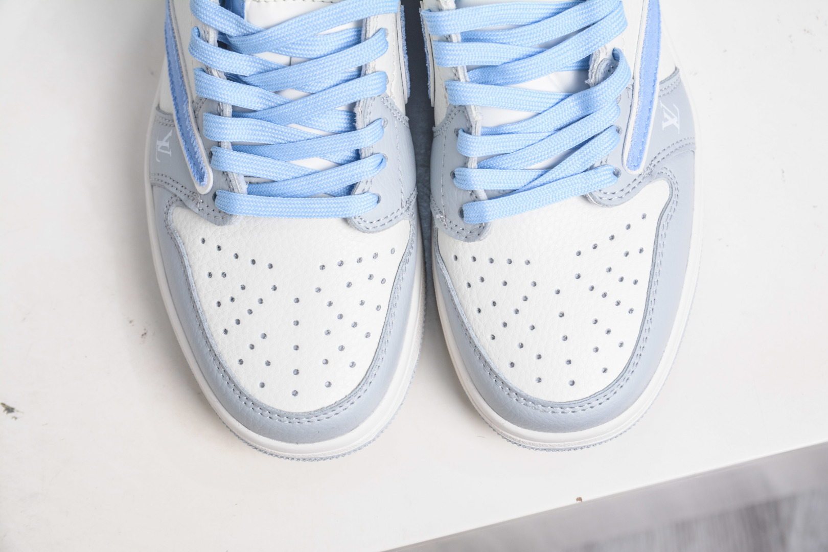 TS x Air Jordan x Louis Vuitton Air Jordan 1 Low - Grey Blue 9 cmp i1758995448866 5548 0 8