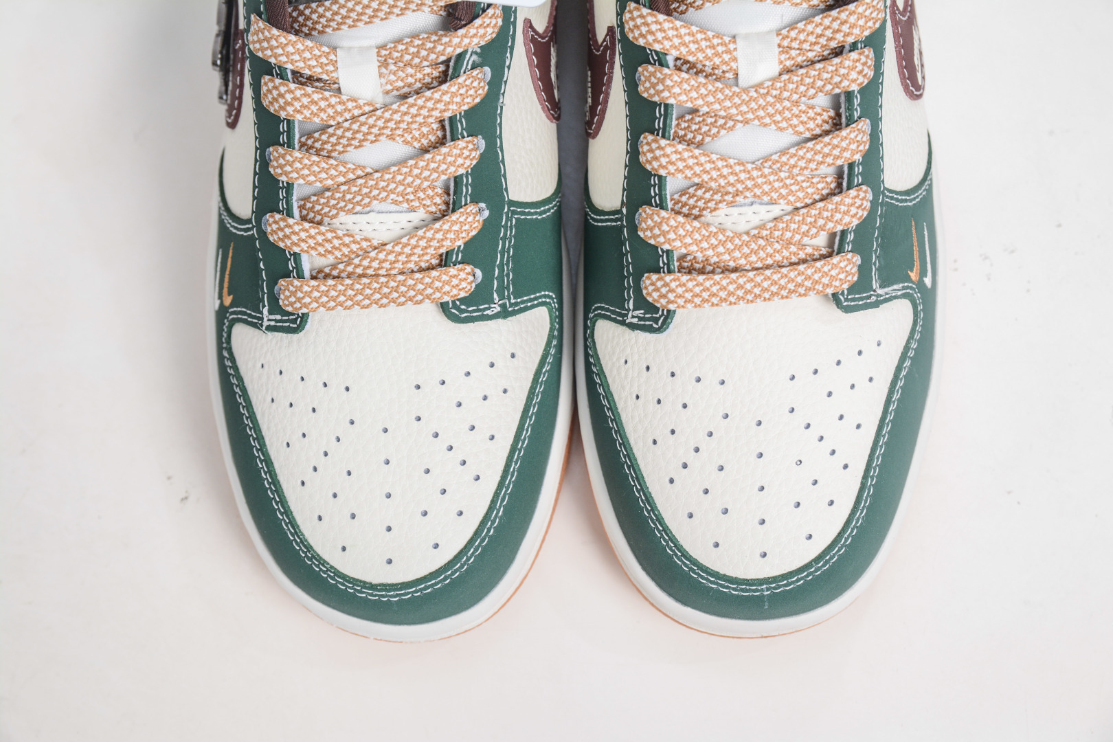 Nike SB Dunk Low x Celine Collab White Green Brown Sneakers 9 cmp i1758995526702 7109 0 8