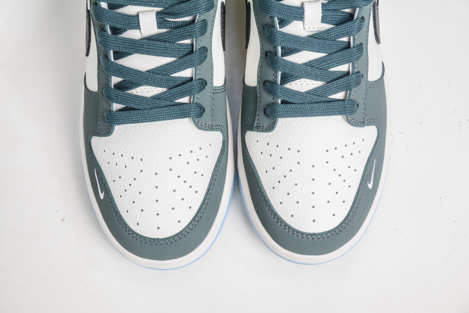 Nike SB Dunk Low x Balenciaga White Green Black,Original Leather Sneakers 9 cmp i1758995608775 2675 0 8