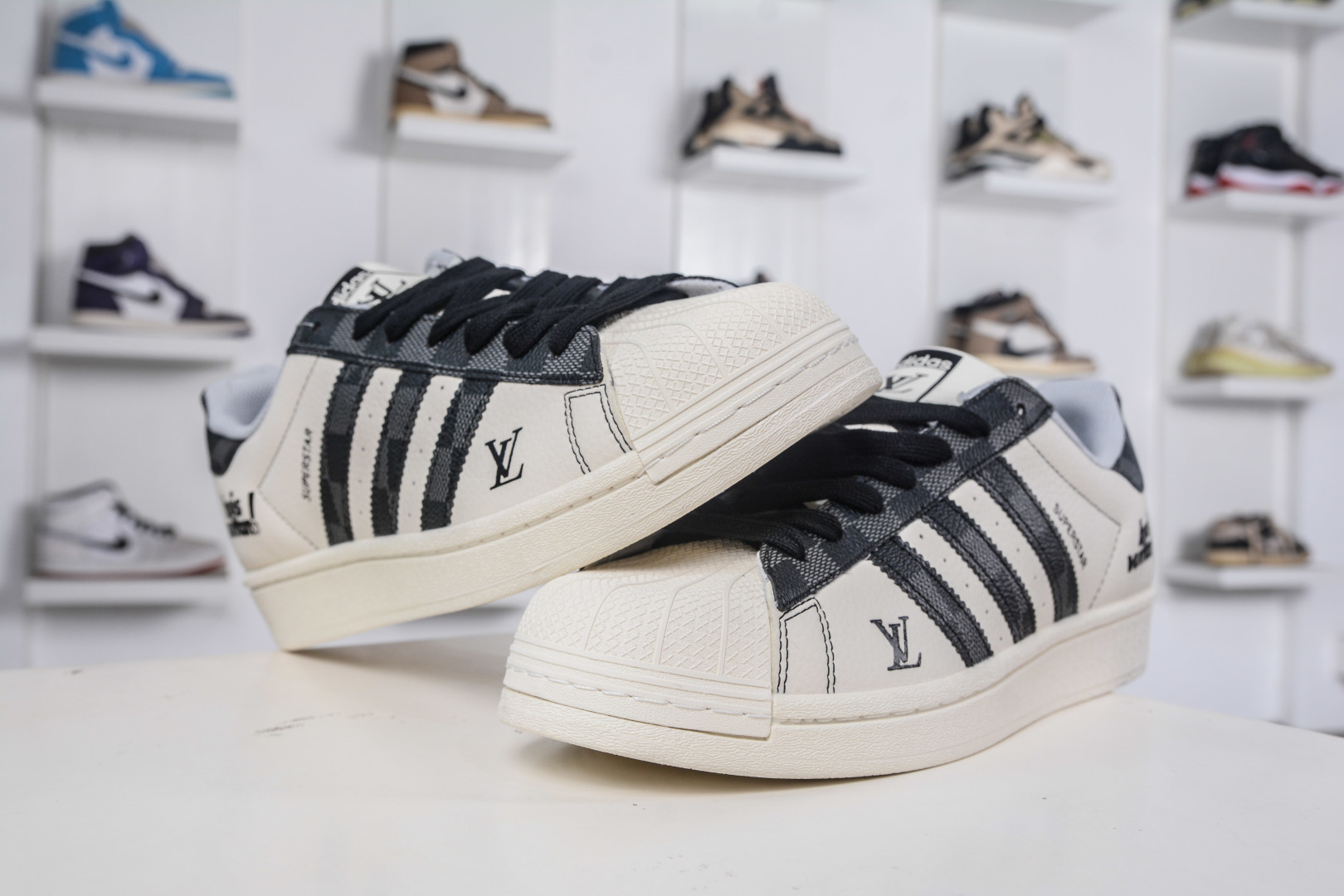 Adidas Originals Superstar x Louis Vuitton White Black Shell Toe Sneakers 5 cmp i1758995763724 5626 0 3