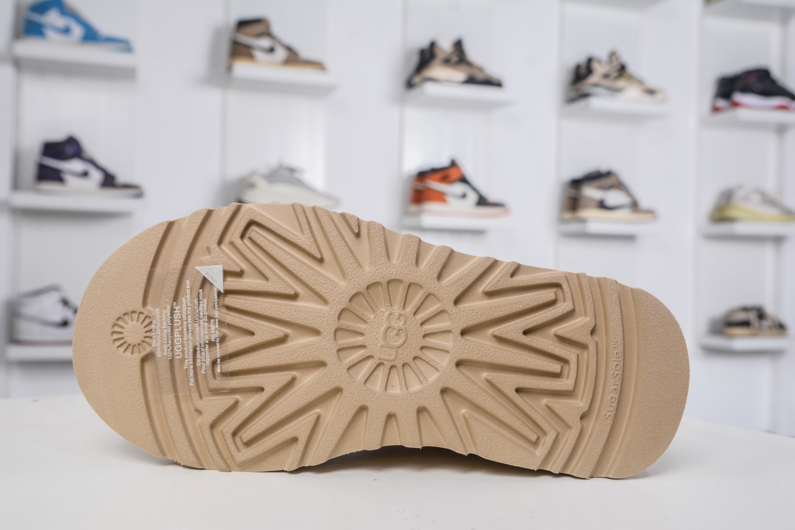 230 UGG 塔茨系列加厚款 穆勒风包头5CM半拖鞋 民族风秋冬雪地靴 1122553-Chinese UA Cheap High Quatity Brand Clothes Bags handbags Sneakers wholesale wholesaler seller from China Factory suppliers Fashion Clothing Shoes best Quality Beautiful Price 230 UGG 塔茨系列加厚款 穆勒风包头5CM半拖鞋 民族风秋冬雪地靴 1122553