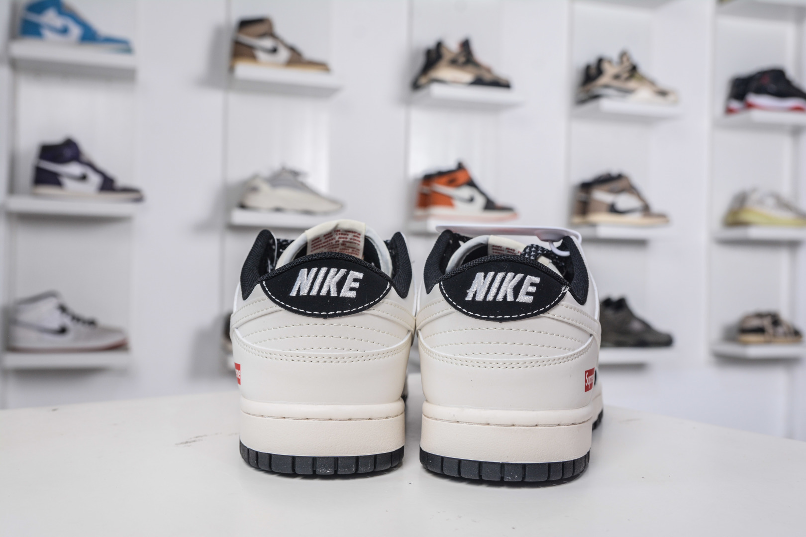 270 Nike SB Dunk Low x Balenciaga 巴黎世家联名-蓝棕粉勾 DD1988-002-Chinese UA Cheap High Quatity Brand Clothes Bags handbags Sneakers wholesale wholesaler seller from China Factory suppliers Fashion Clothing Shoes best Quality Beautiful Price 270 Nike SB Dunk Low x Balenciaga 巴黎世家联名-蓝棕粉勾 DD1988-002