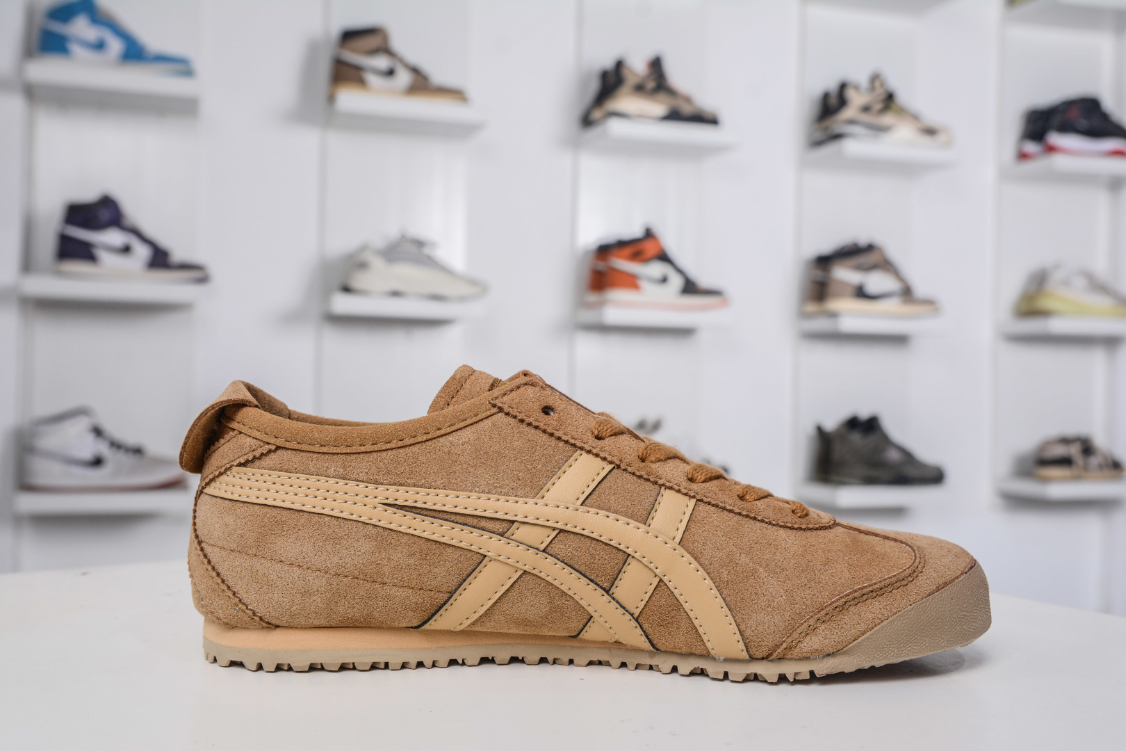 140 Asics 鬼冢虎 Mexico 66 VIN 1183C520-201