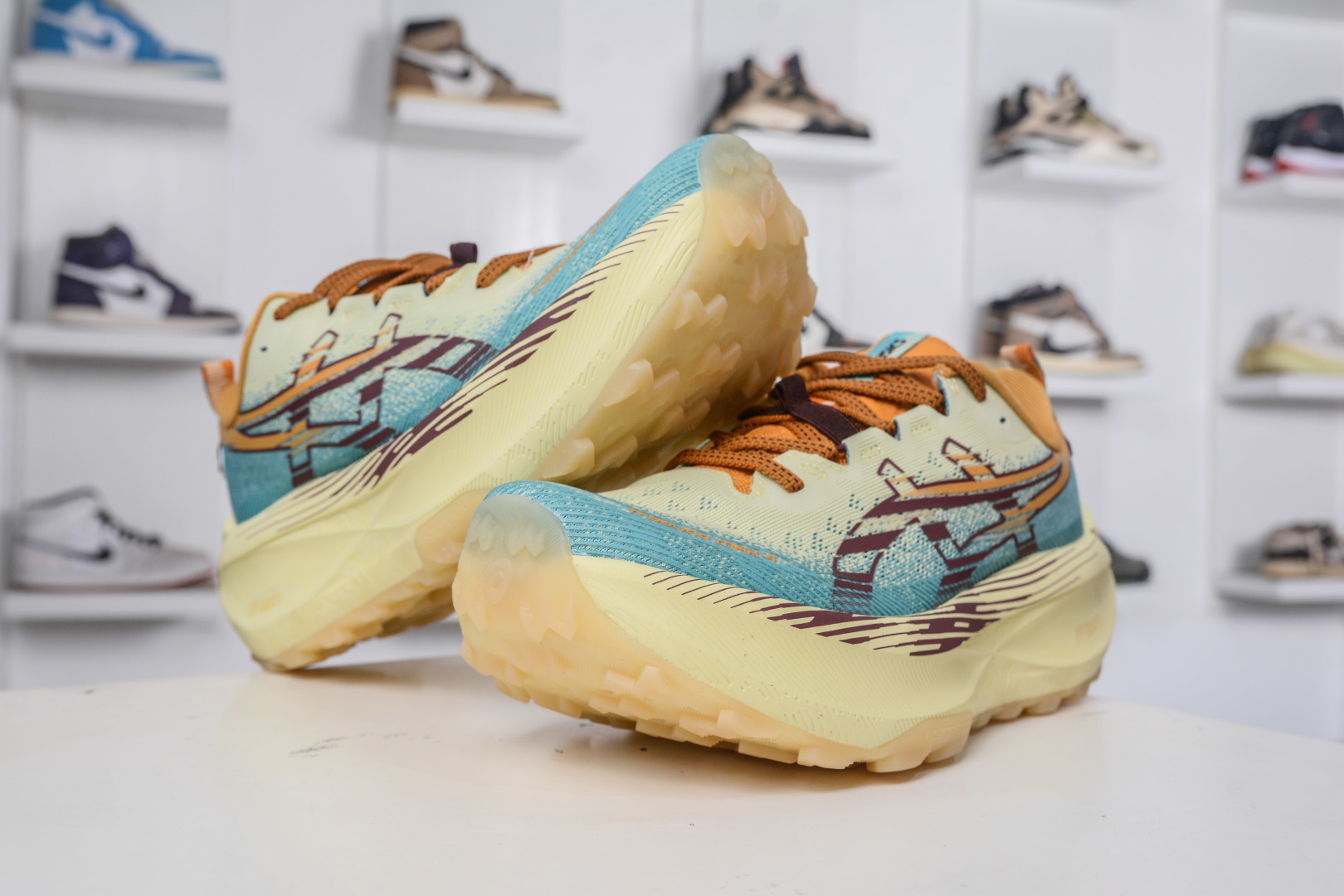 200 Asics Gel-Trabuco 4 复古亚瑟士 透气休闲鞋缓震男子耐磨跑步鞋 1011B976-750