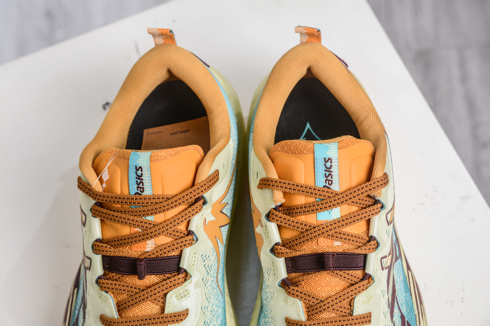 200 Asics Gel-Trabuco 4 复古亚瑟士 透气休闲鞋缓震男子耐磨跑步鞋 1011B976-750