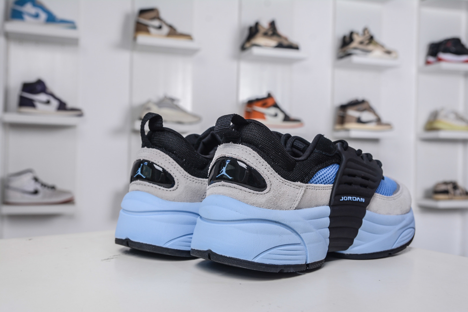 220 Jordan Trunner O/S 经典百搭 透气 生活休闲鞋 IB3722-402-Chinese UA Cheap High Quatity Brand Clothes Bags handbags Sneakers wholesale wholesaler seller from China Factory suppliers Fashion Clothing Shoes best Quality Beautiful Price 220 Jordan Trunner O/S 经典百搭 透气 生活休闲鞋 IB3722-402