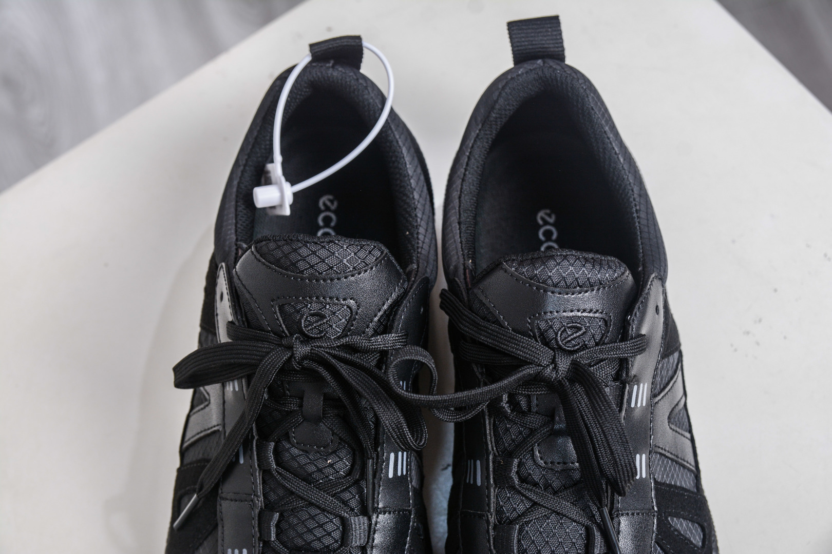 280 ECCO爱步运动鞋 2025年新款户外运动薄底赤足鞋休闲鞋男女 健步轻巧百搭 全新BIOM LITE系列创新薄底运动鞋