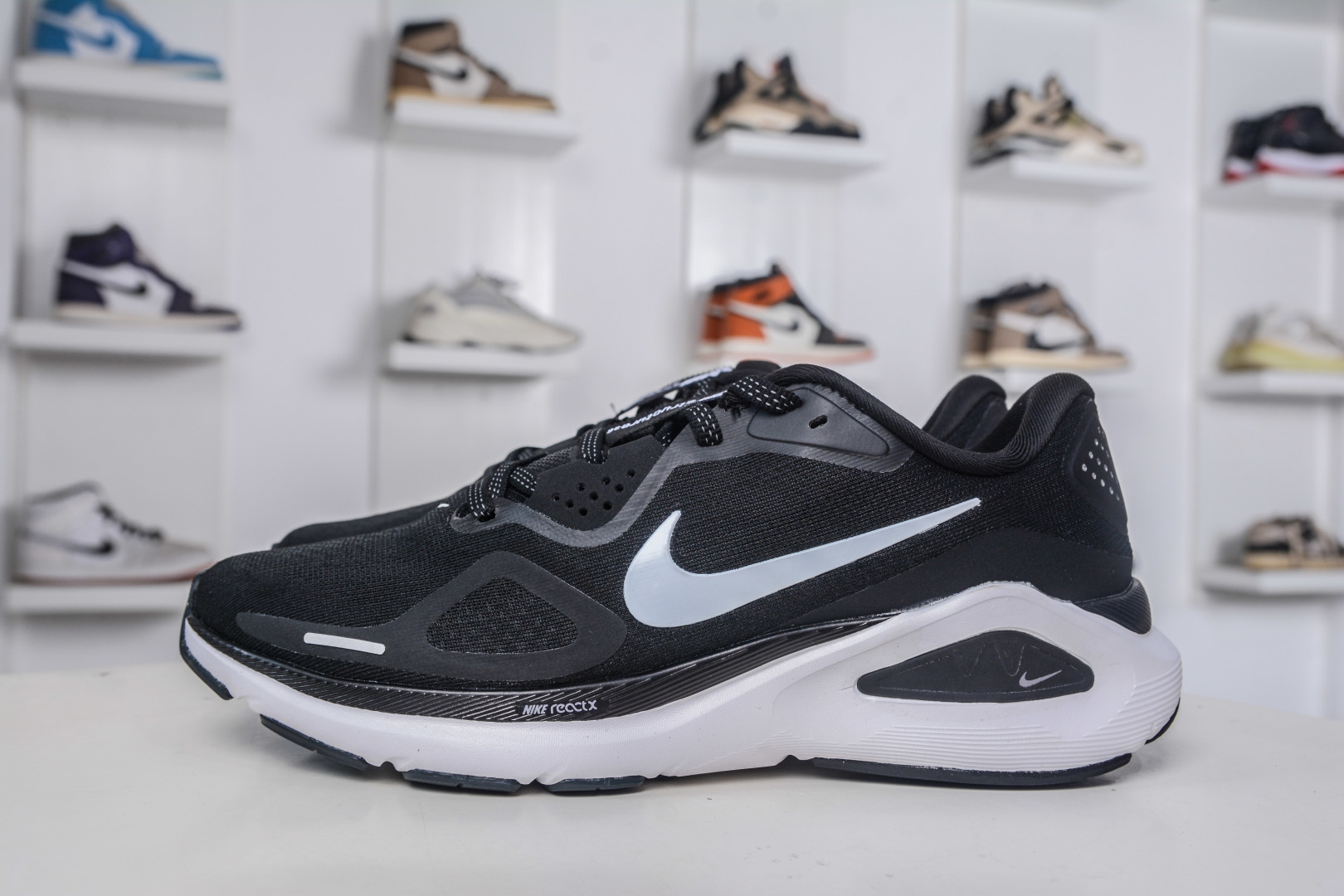 Nike Air Zoom Structure 26 Lightweight Running Shoes - Breathable & Comfortable 1 cmp i1759601382289 3110 0 0