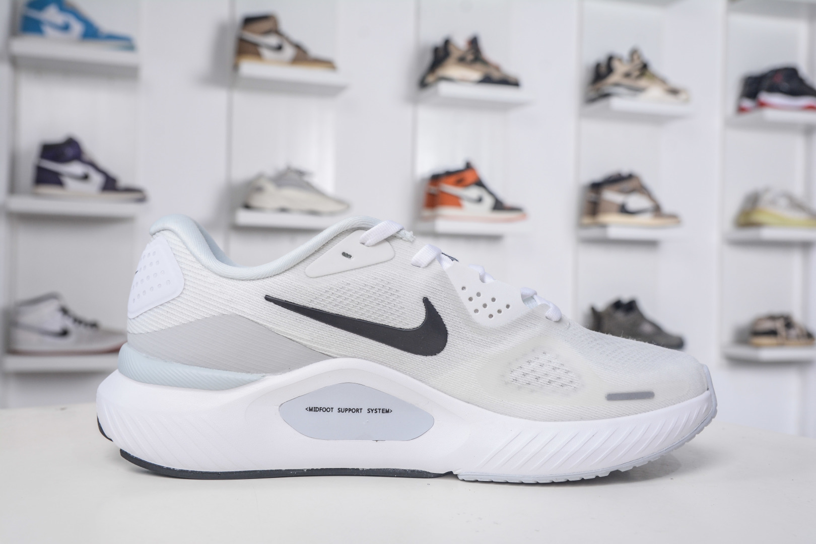 Nike Air Zoom Structure 26 Lightweight Running Shoes - Breathable Comfort 3 cmp i1759601436001 8788 0 2