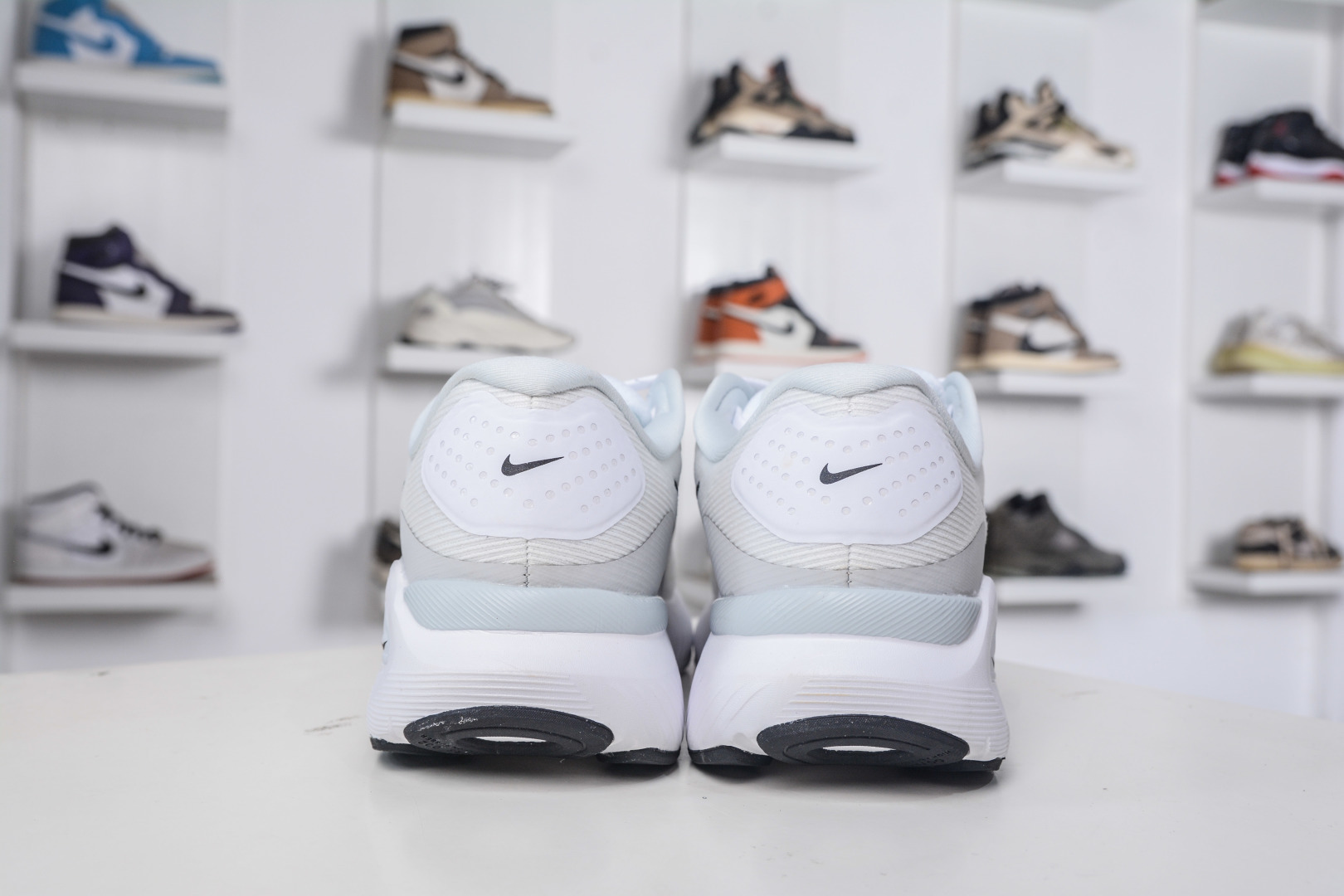 Nike Air Zoom Structure 26 Lightweight Running Shoes - Breathable Comfort 2 cmp i1759601437323 6851 0 1