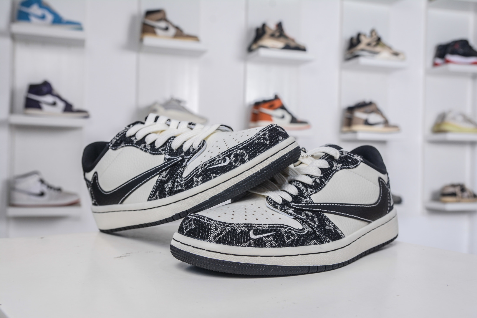 TS x Air Jordan x Louis Vuitton Air Jordan 1 Low White Black Denim 5 cmp i1759601633084 2381 0 3
